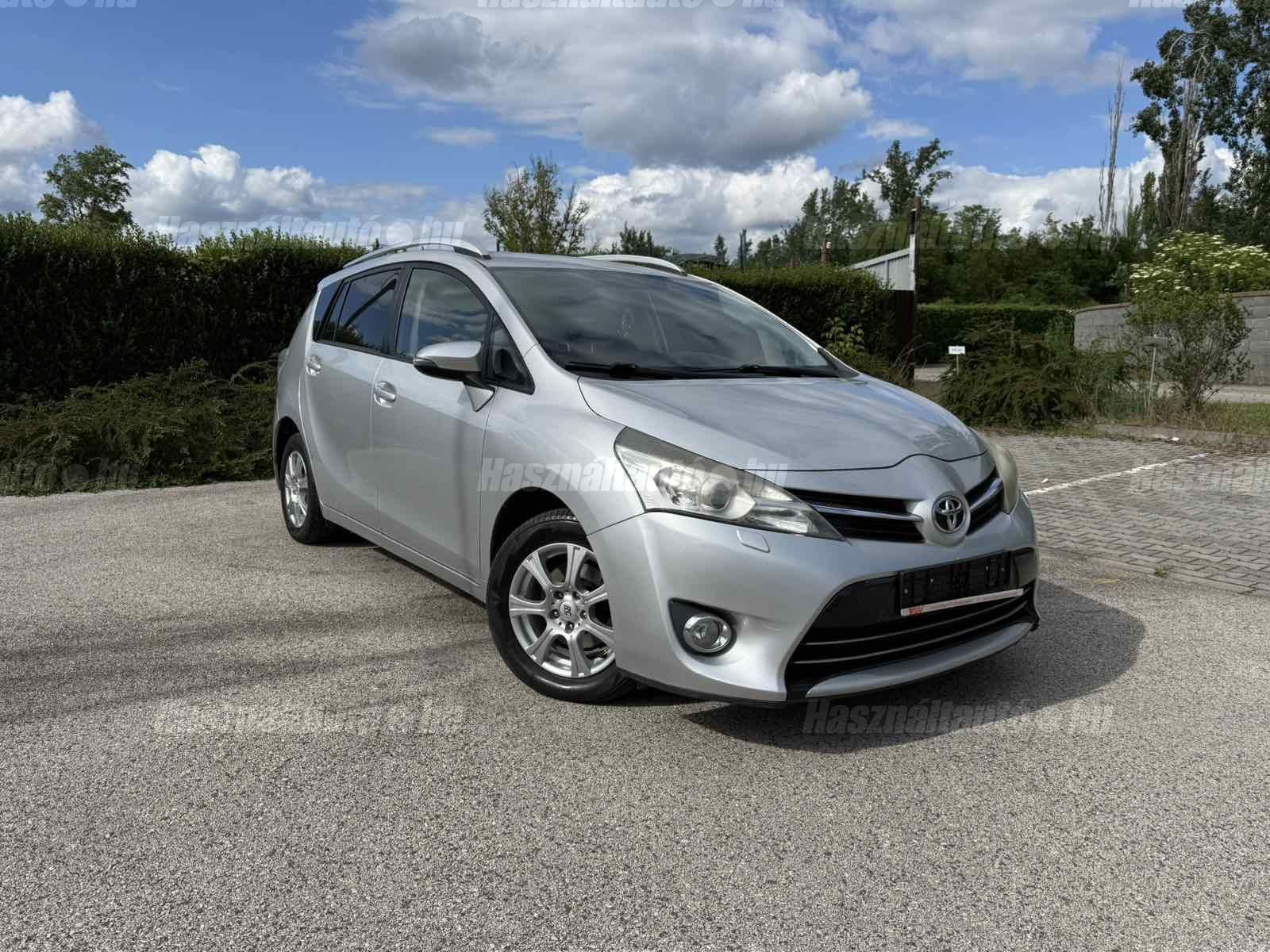 TOYOTA VERSO 2017/3 - 1