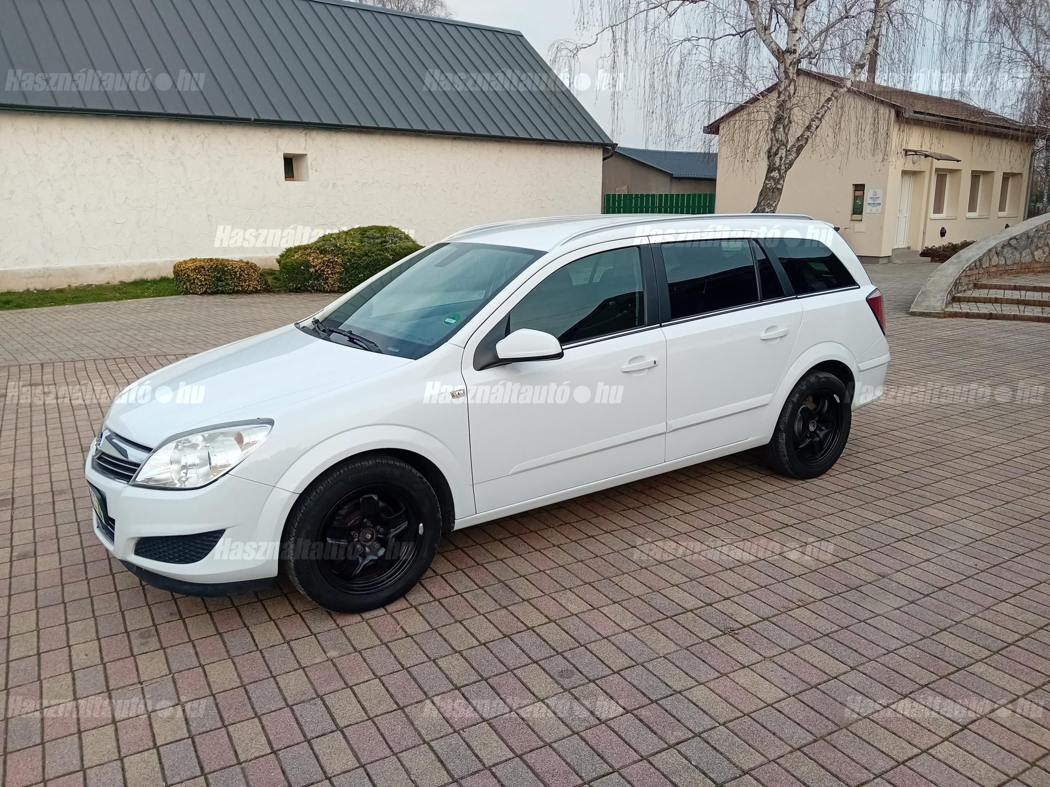OPEL ASTRA H 2008/9 - 1
