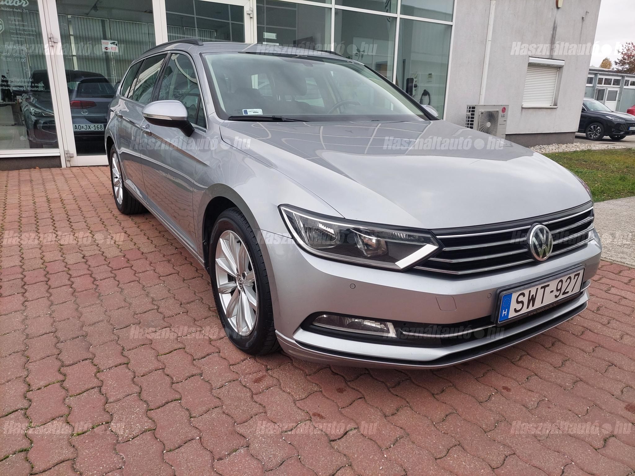 VOLKSWAGEN PASSAT 2019/3 - 1