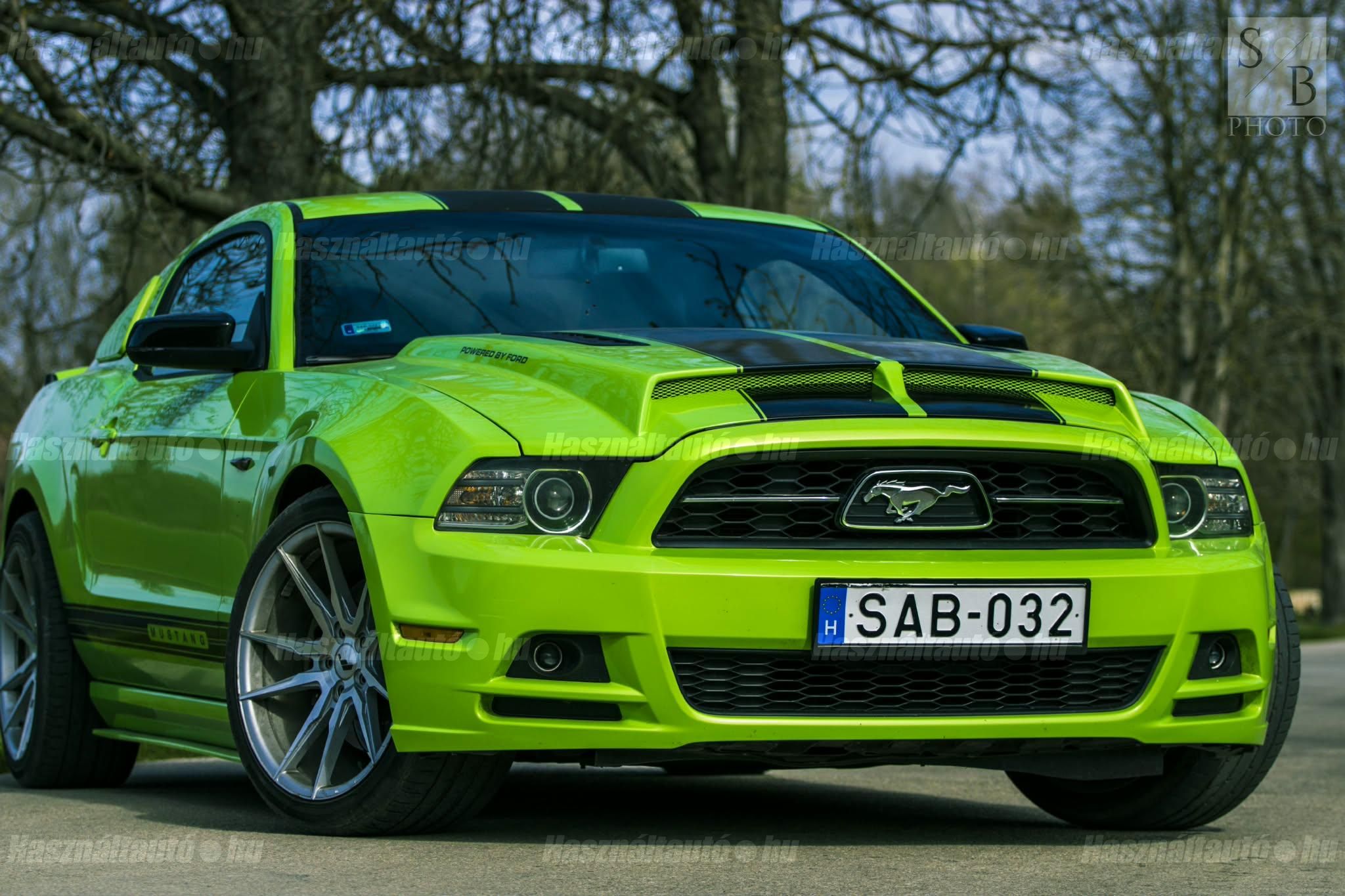 FORD MUSTANG 2012 - 1