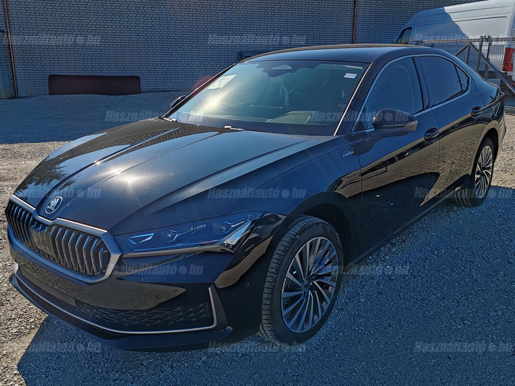 SKODA SUPERB 2026/3 - 1
