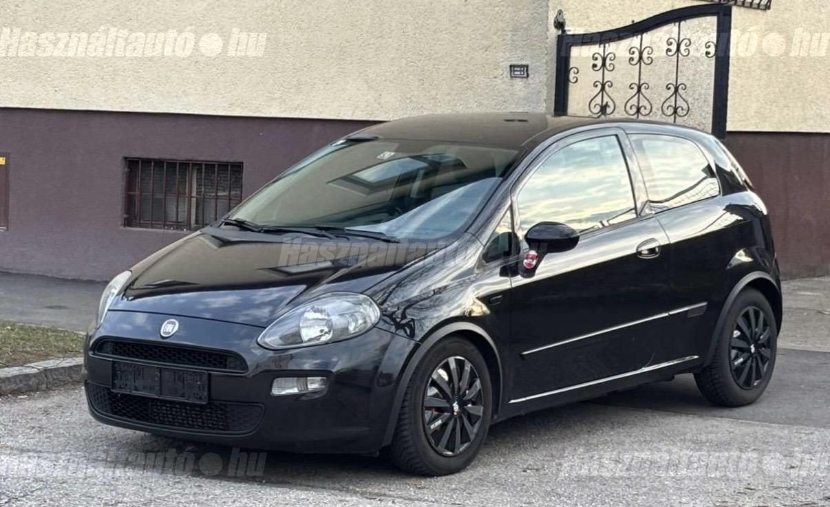 FIAT GRANDE PUNTO 2012 - 1