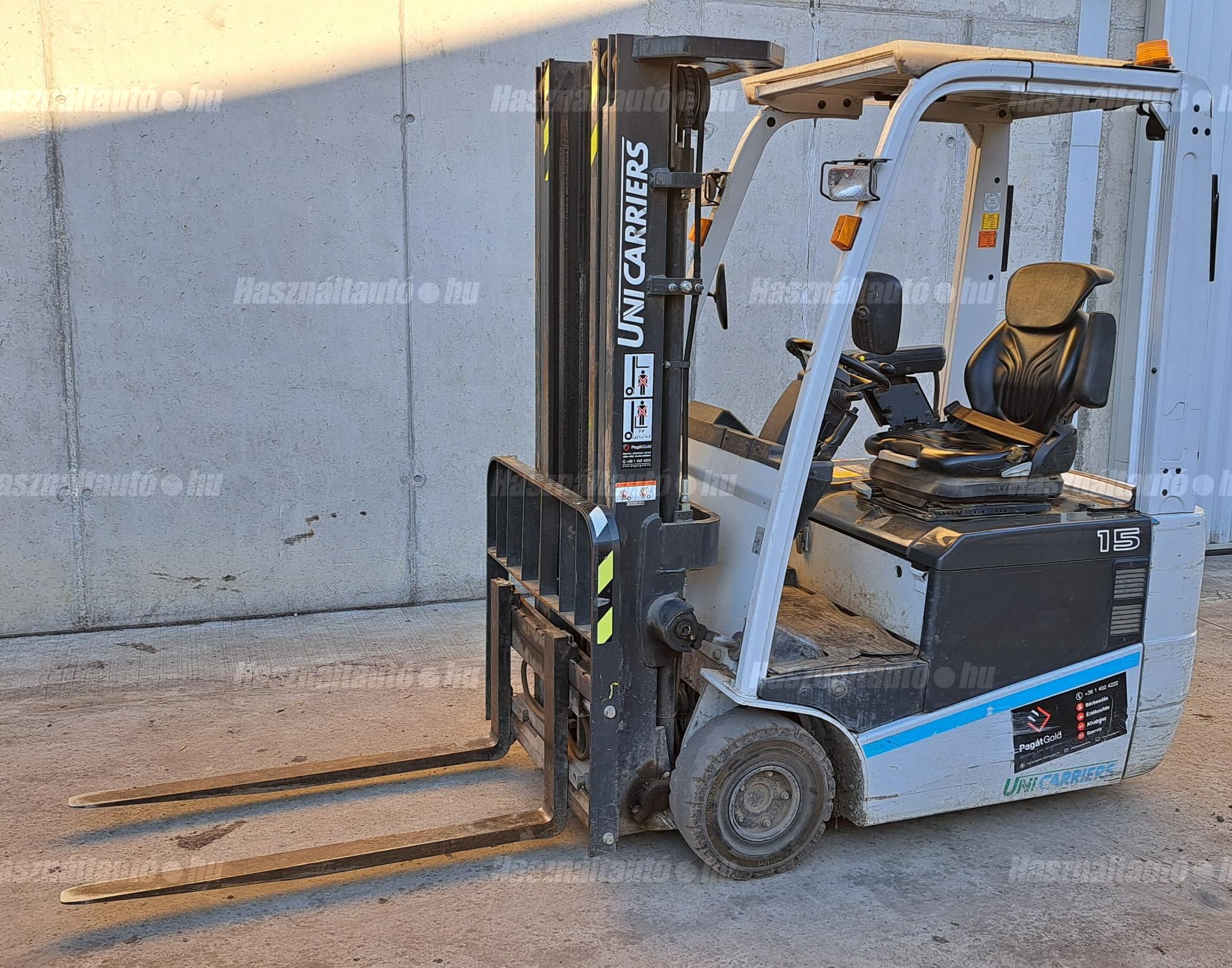 NISSAN 2015 - 1