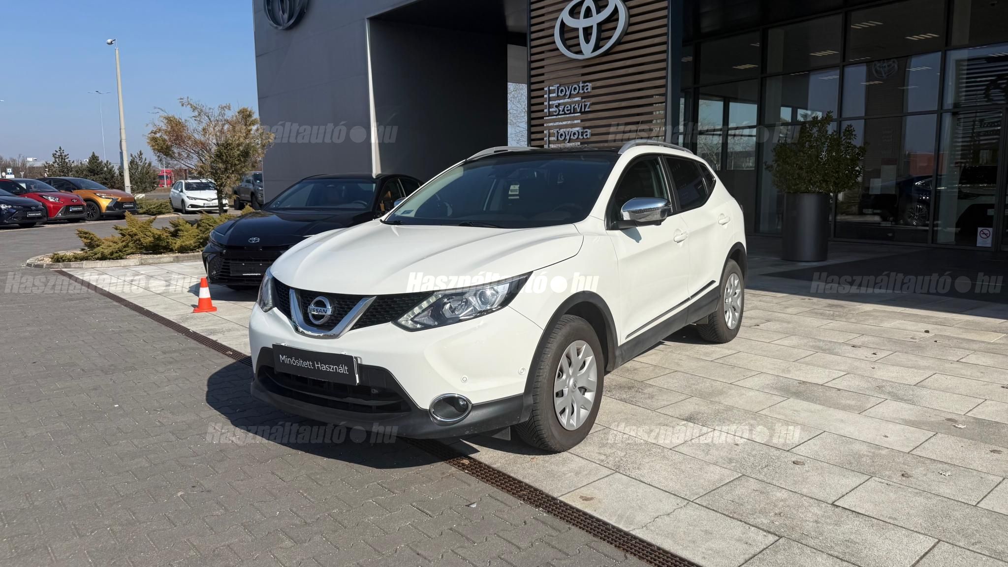 NISSAN QASHQAI 2014/5 - 1