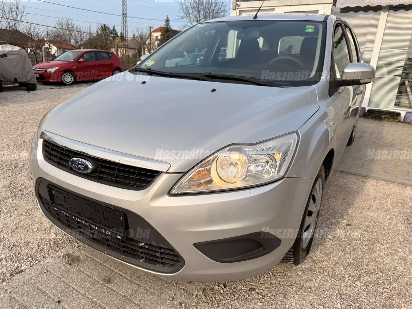 FORD FOCUS 2010/11 - 1