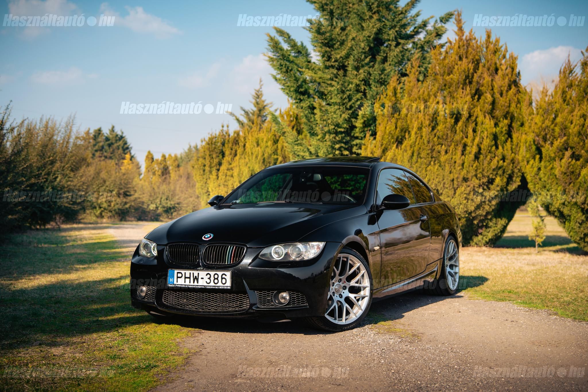 BMW 320 2009 - 1