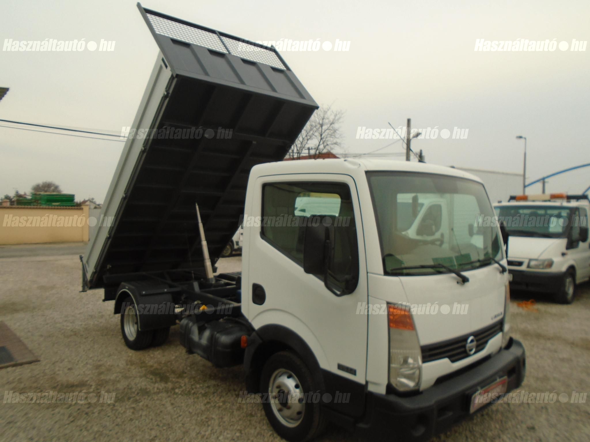 NISSAN CABSTAR 2013/9 - 1