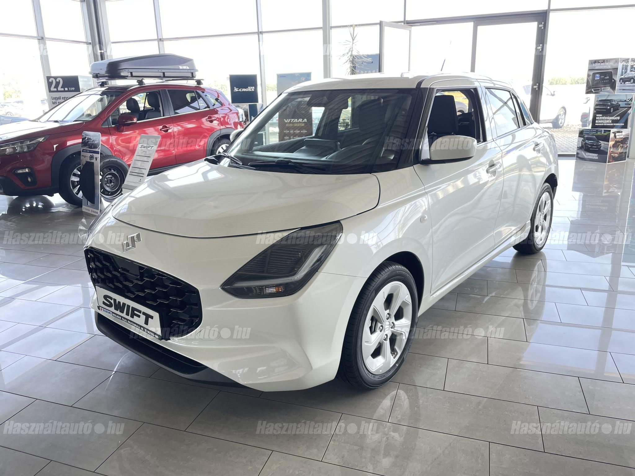 SUZUKI SWIFT 2025 - 1