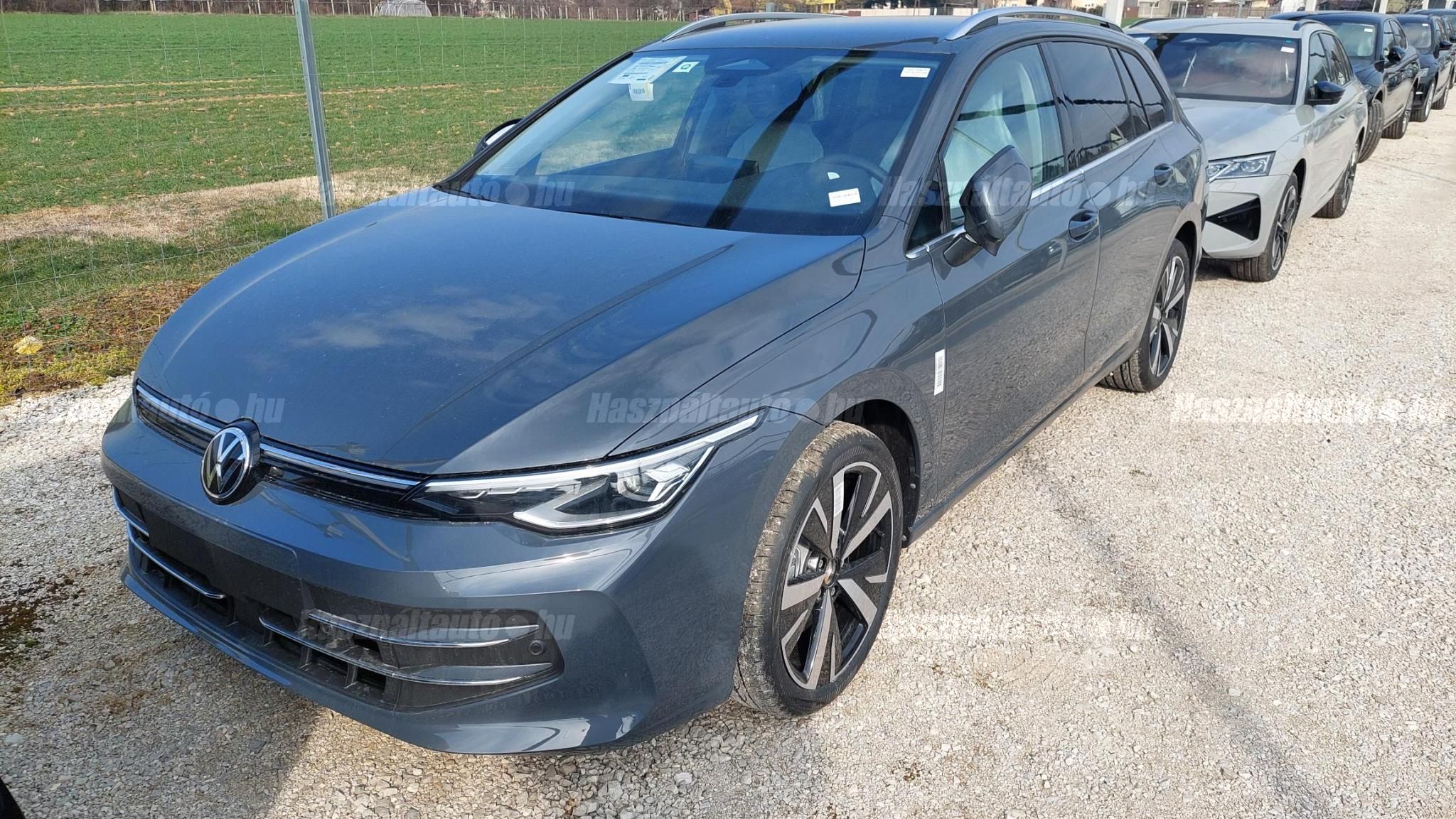 VOLKSWAGEN GOLF VIII 2026/3 - 1