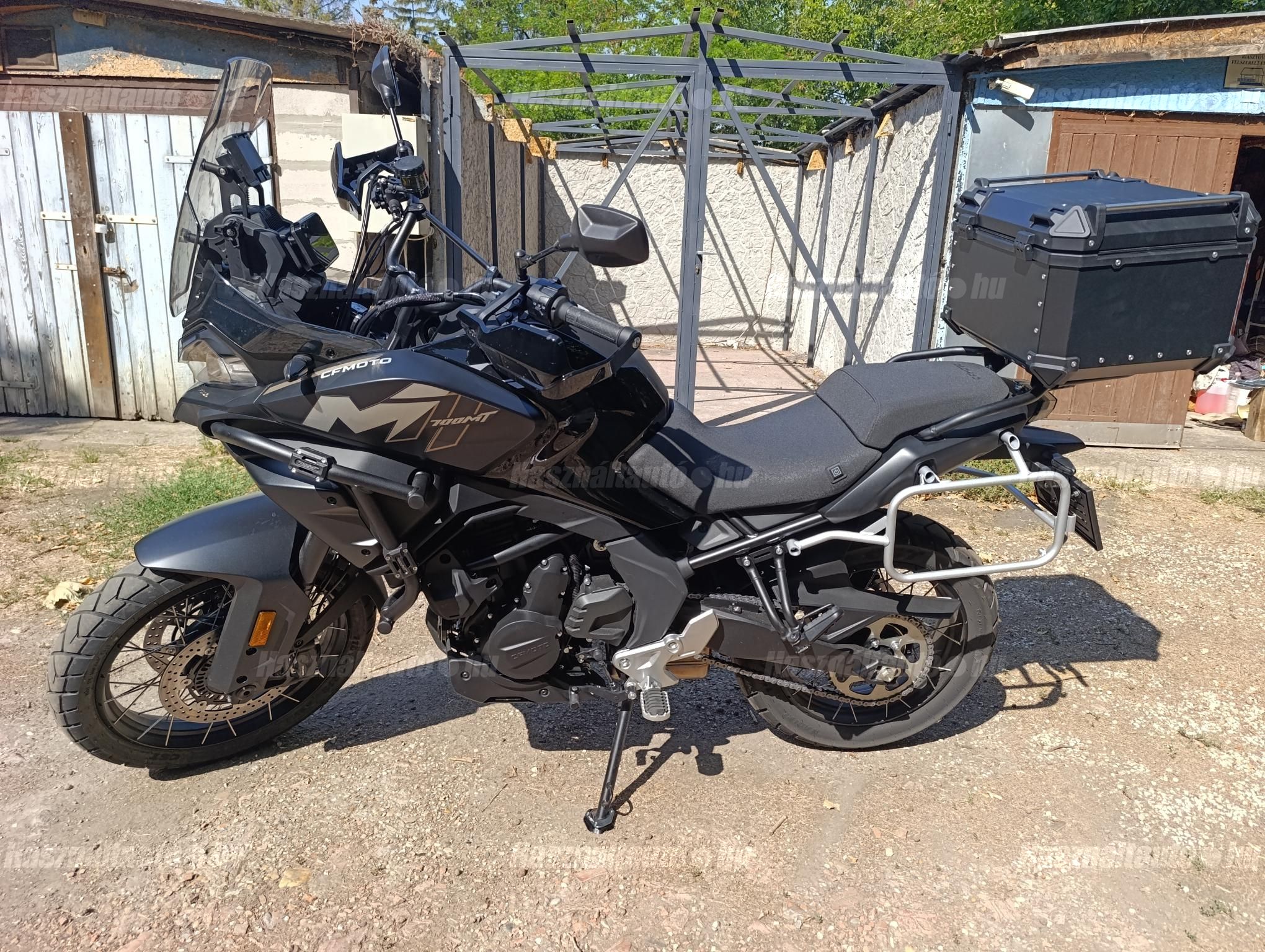 CFMOTO 700 MT 2025/8 - 1