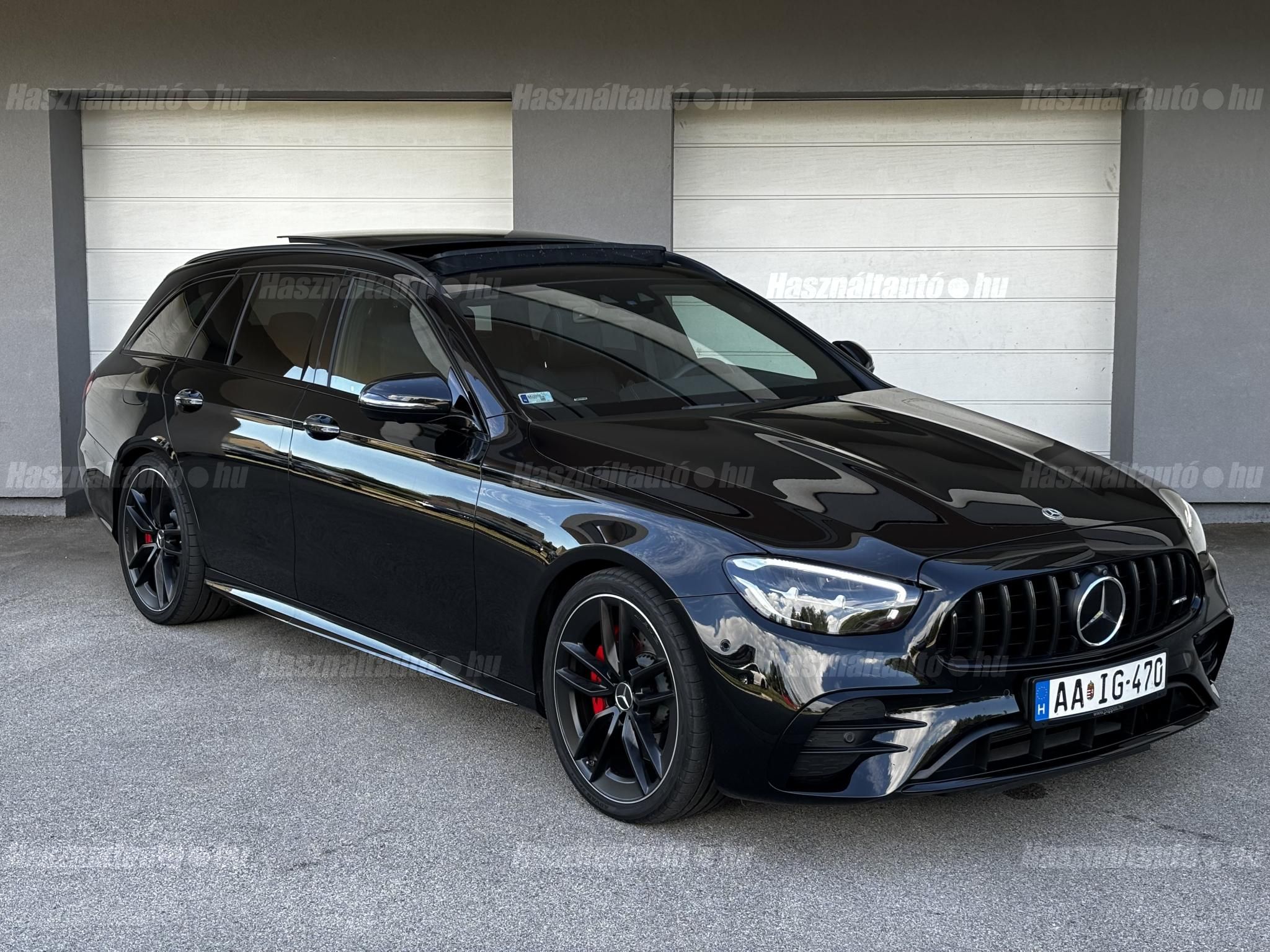 MERCEDES-AMG E 53 2022/12 - 1
