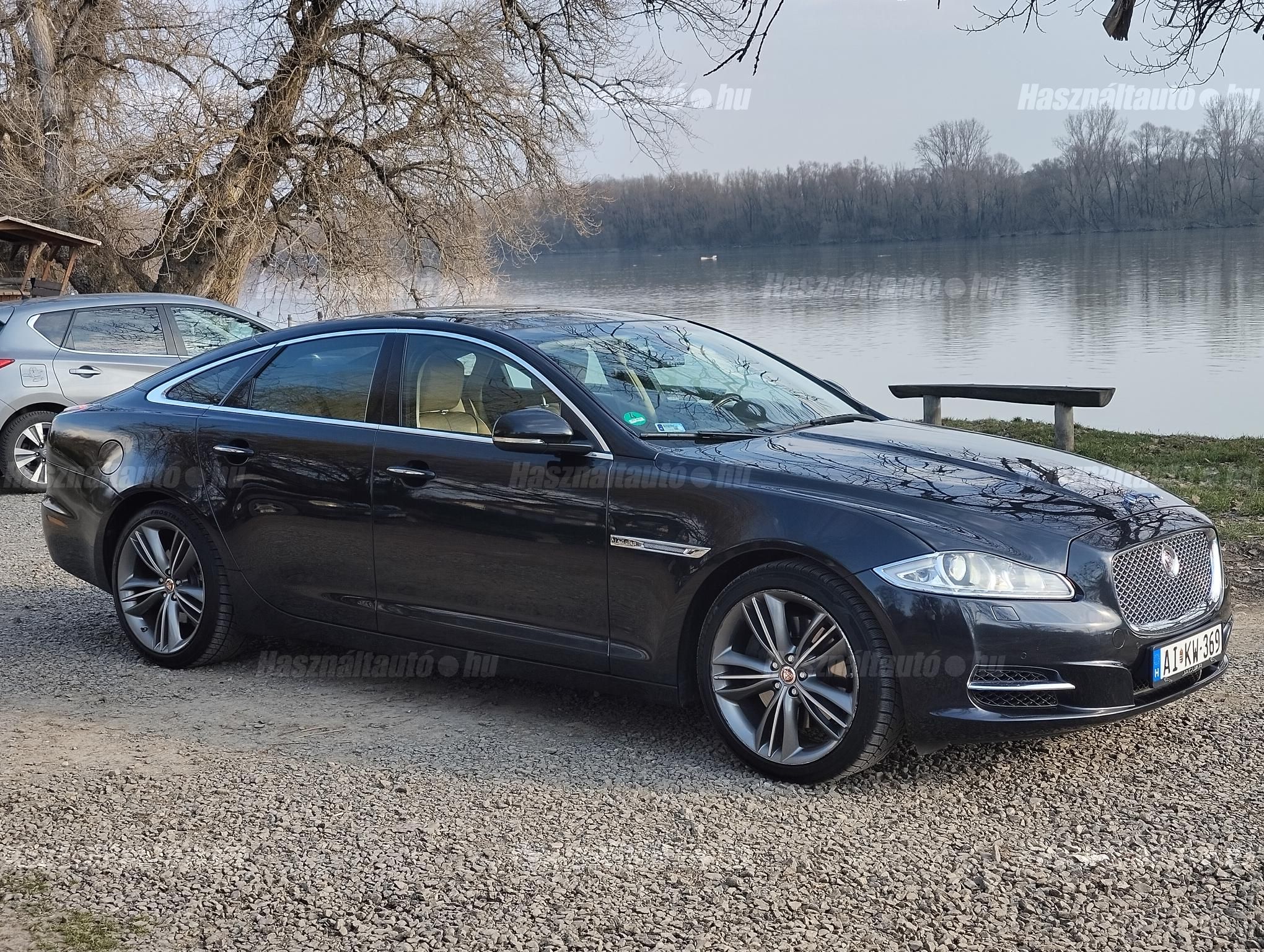 JAGUAR XJ 2011/12 - 1