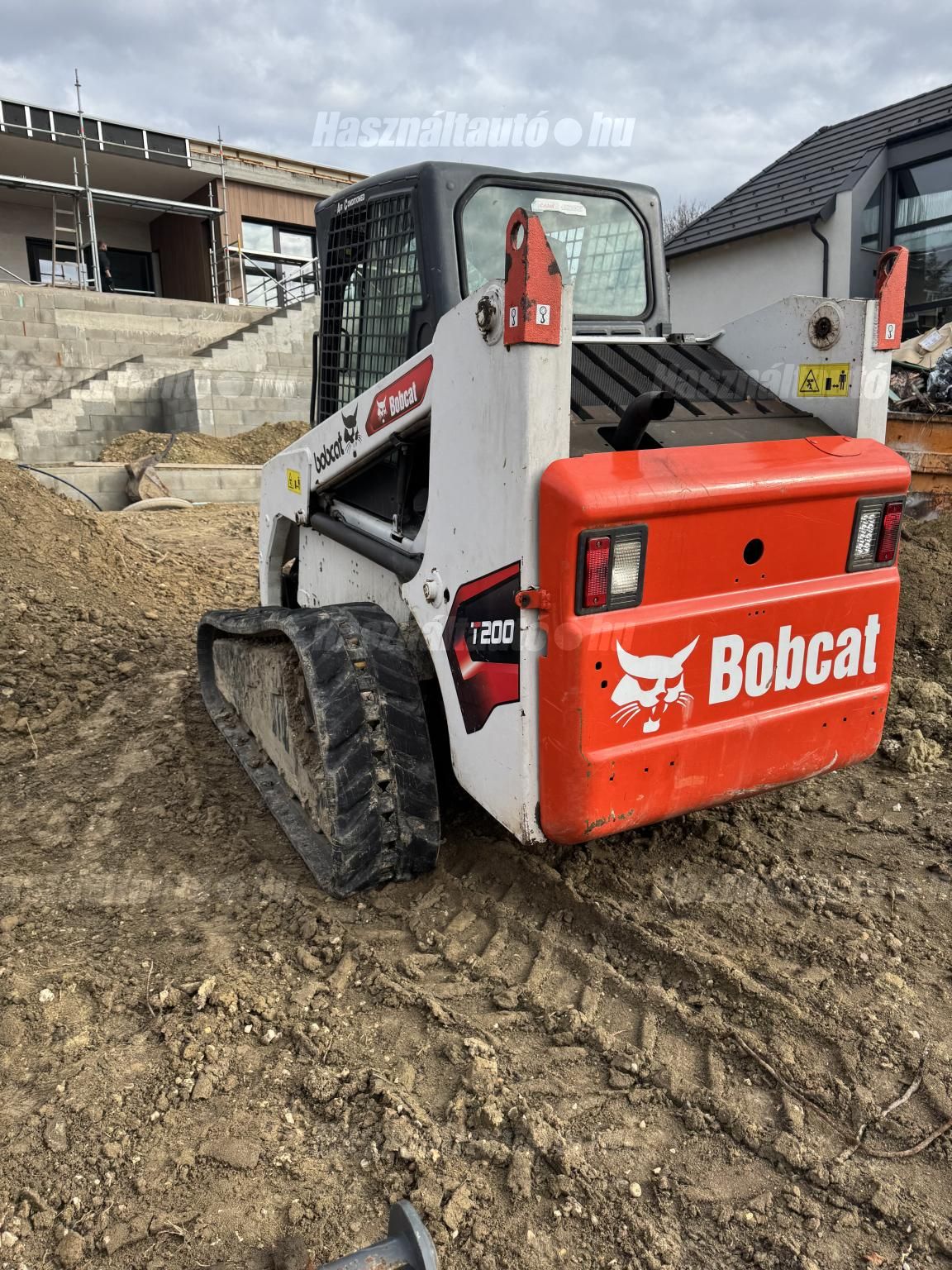 BOBCAT 2008/8 - 1