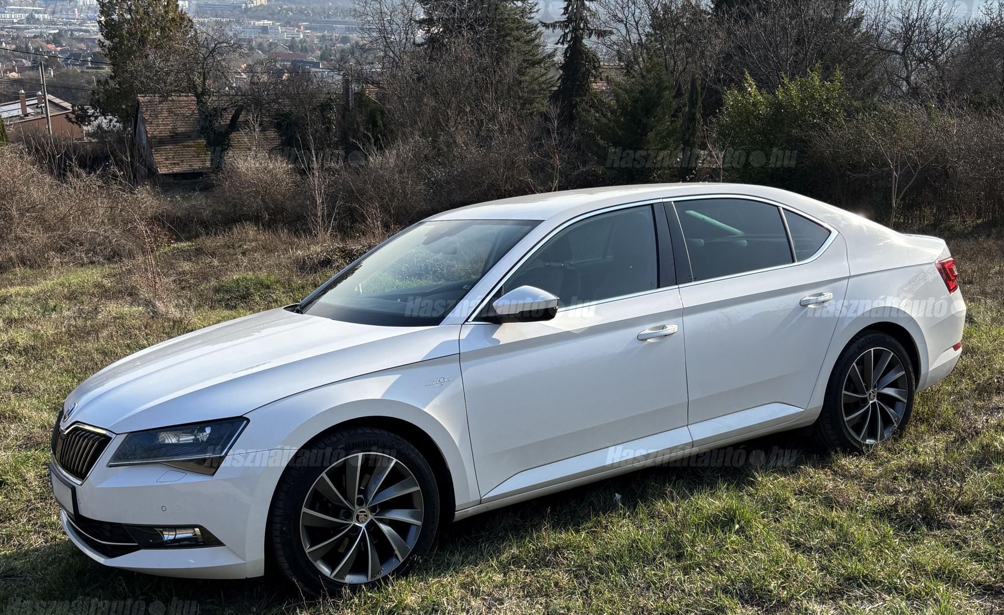 SKODA SUPERB 2018/11 - 1