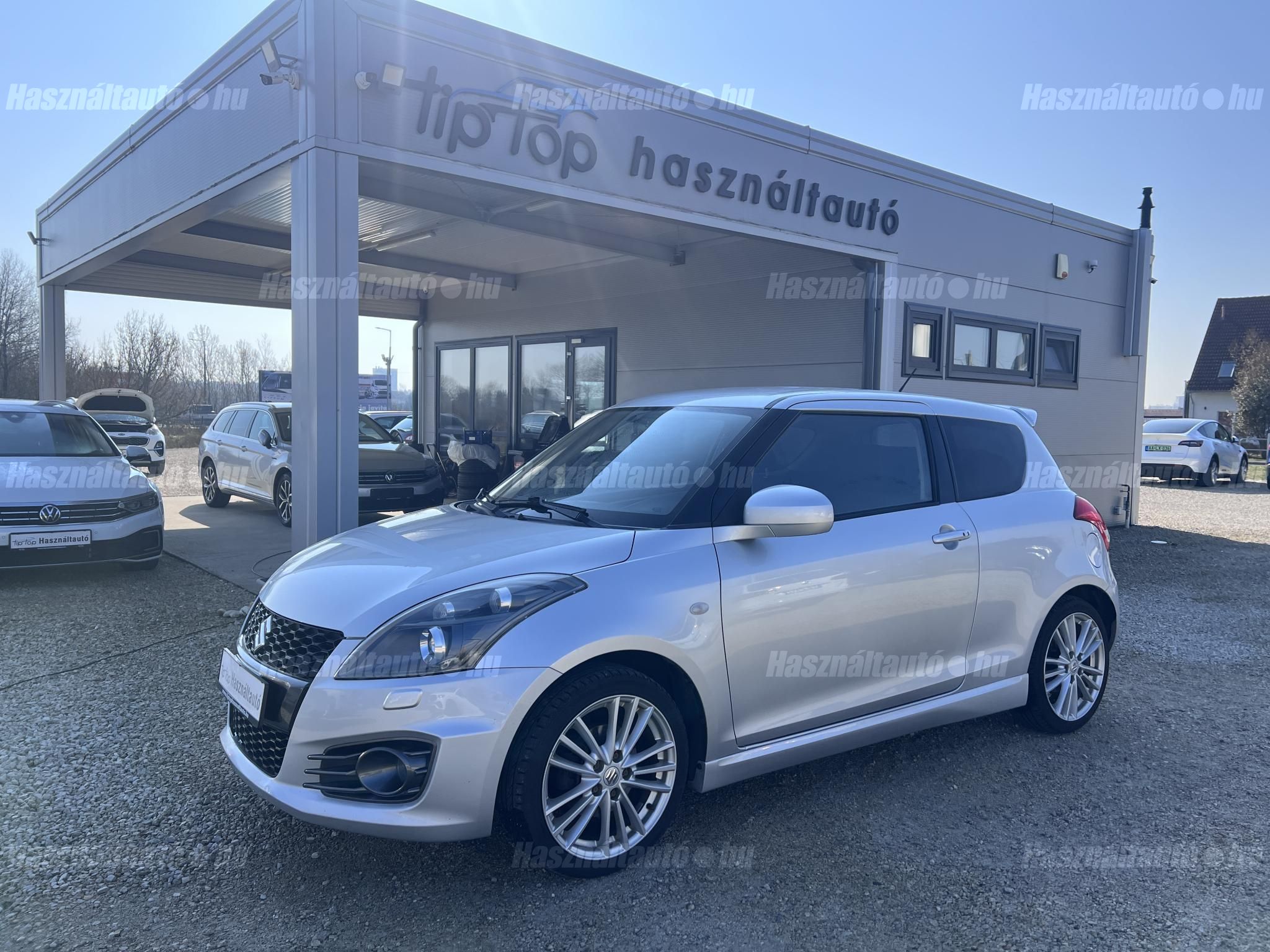 SUZUKI SWIFT 2013/7 - 1
