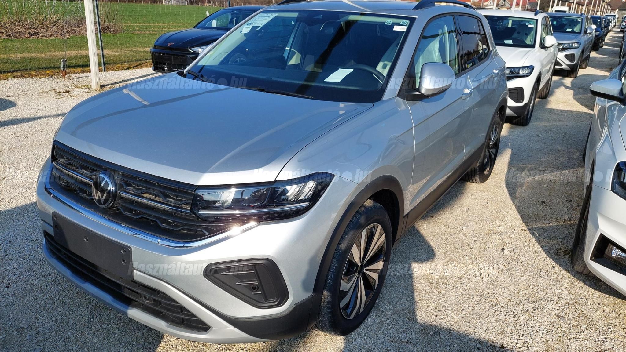 VOLKSWAGEN T-CROSS 2026/3 - 1