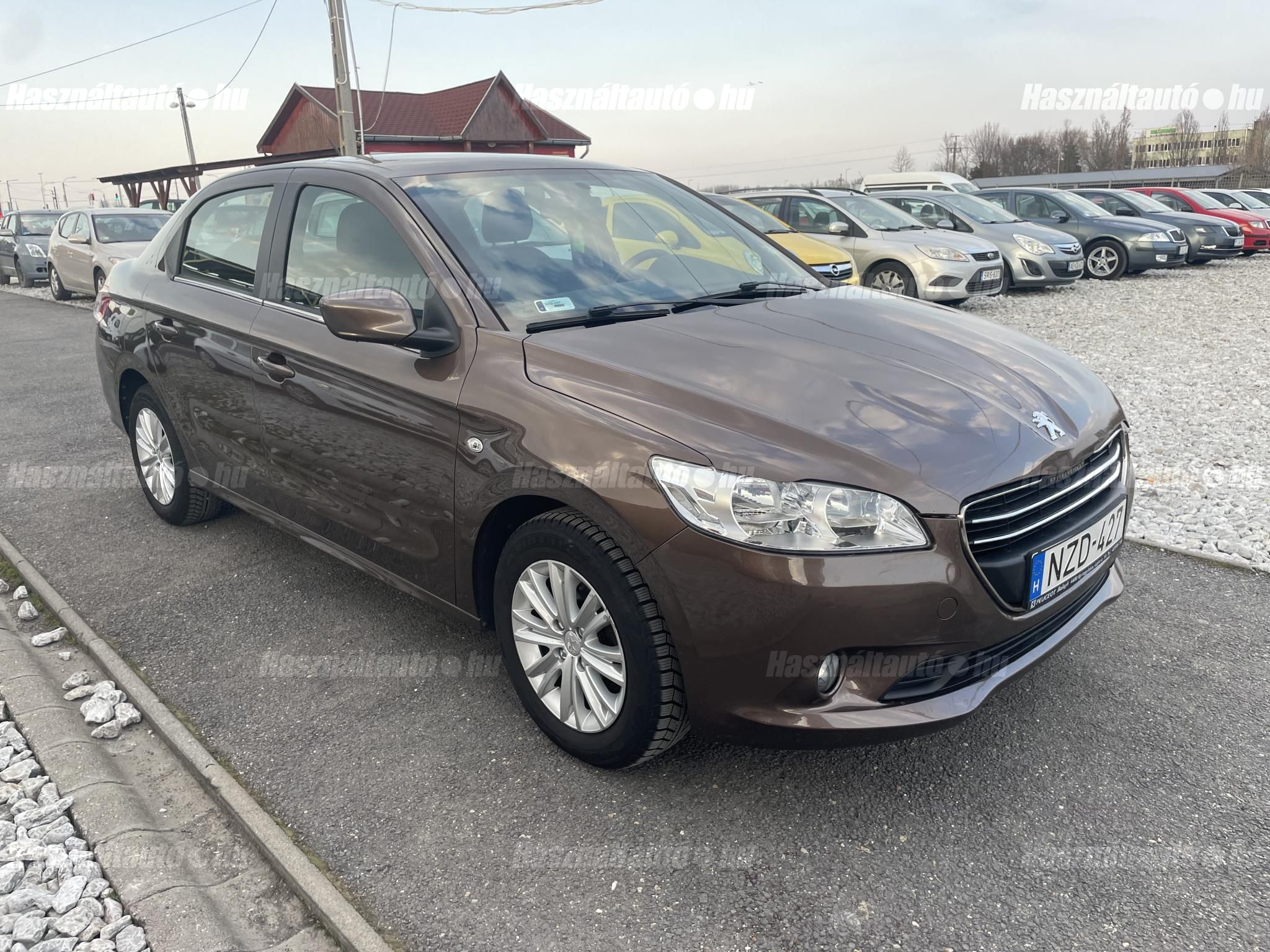PEUGEOT 301 2017/2 - 1