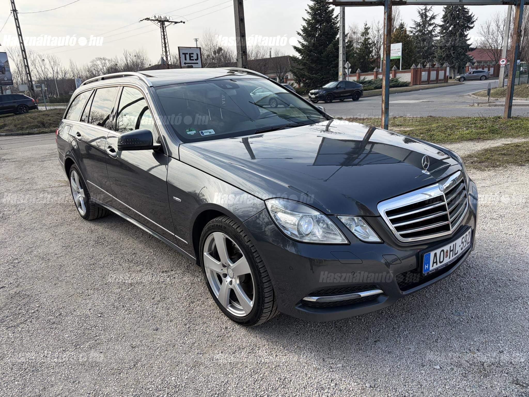 MERCEDES-BENZ E 350 2012/3 - 1
