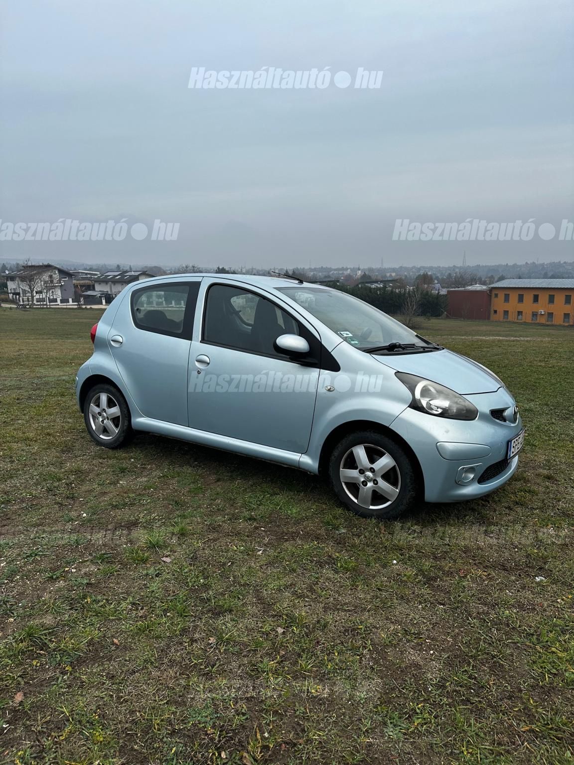 TOYOTA AYGO 2006 - 1