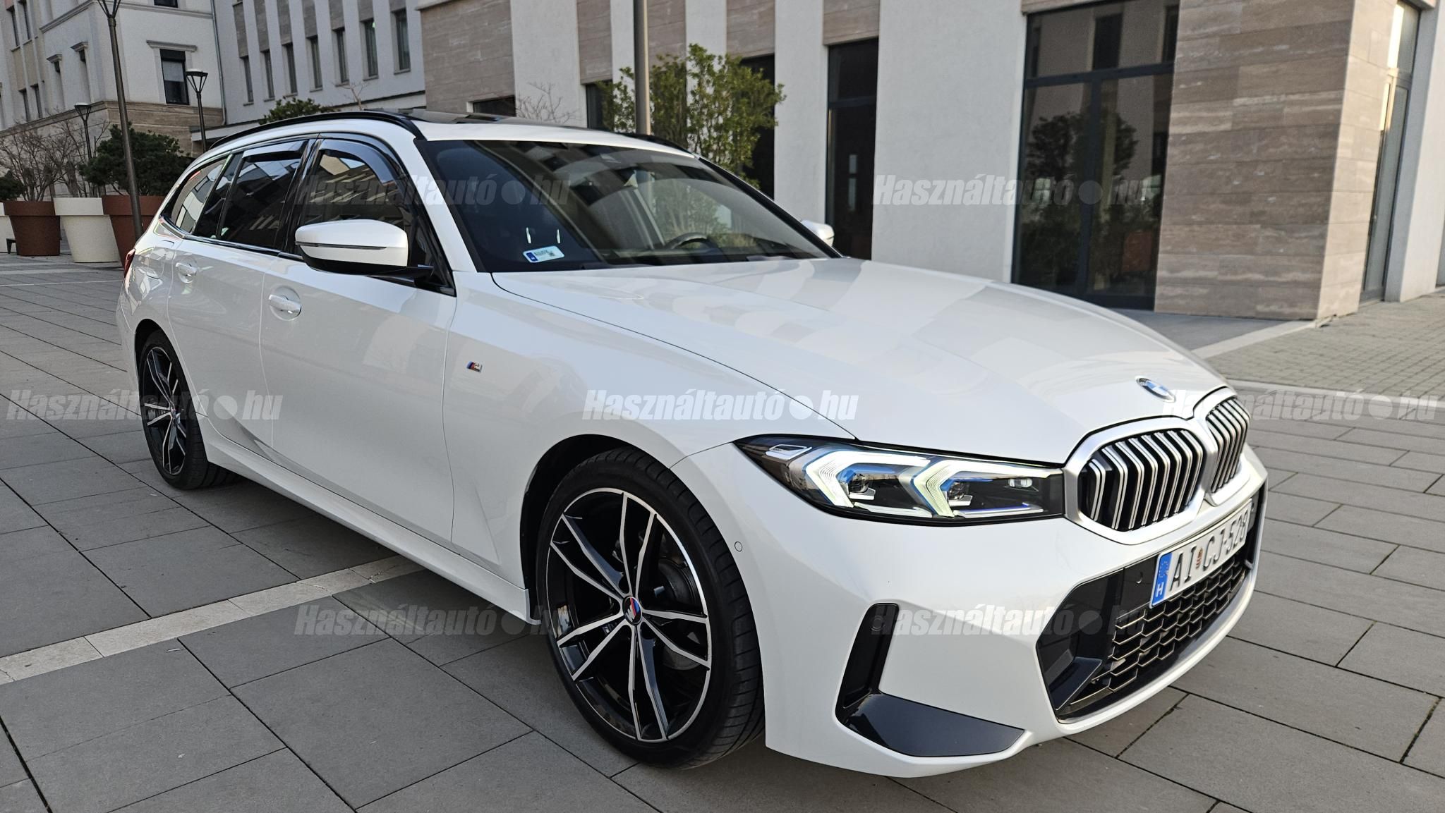 BMW 320 2023/12 - 1