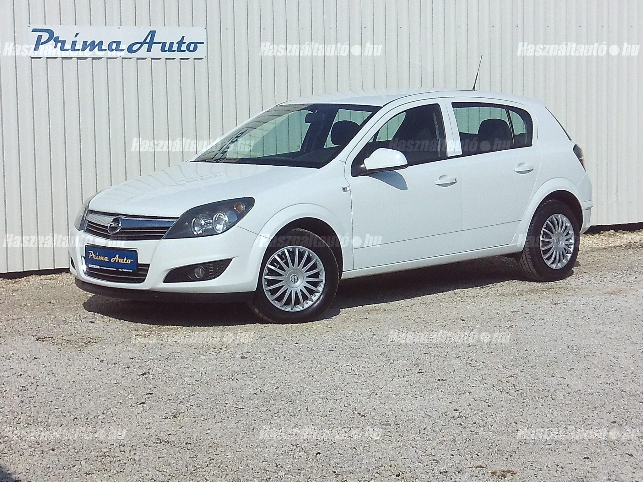 OPEL ASTRA H 2012/12 - 1