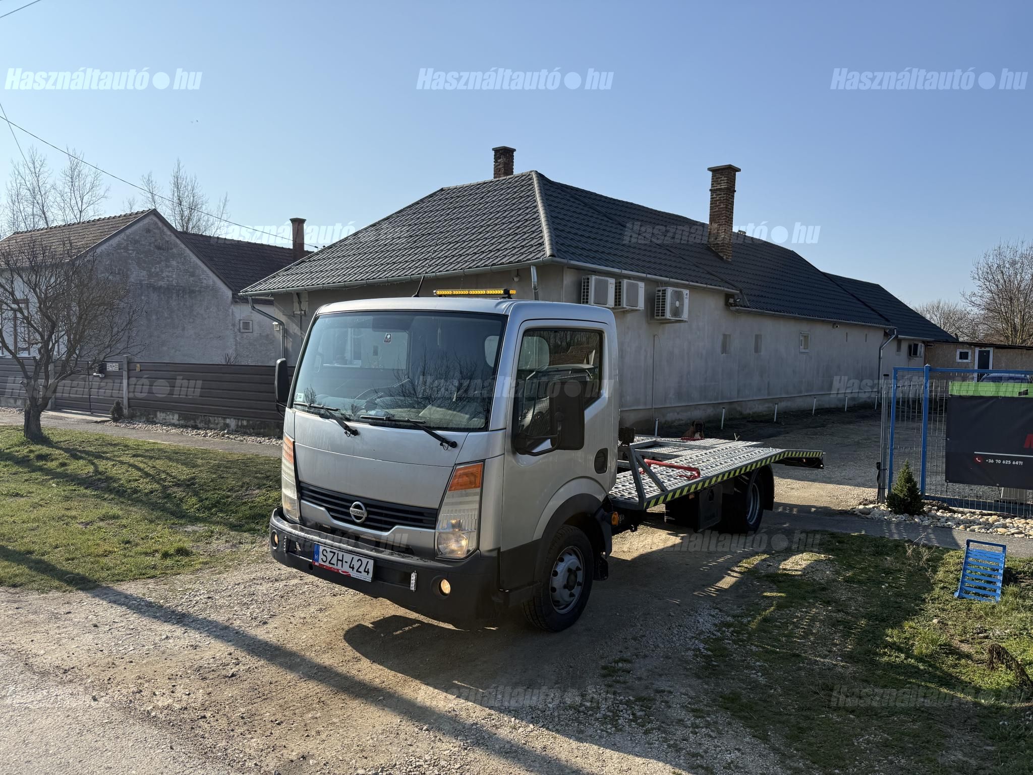 NISSAN CABSTAR 2008/8 - 1