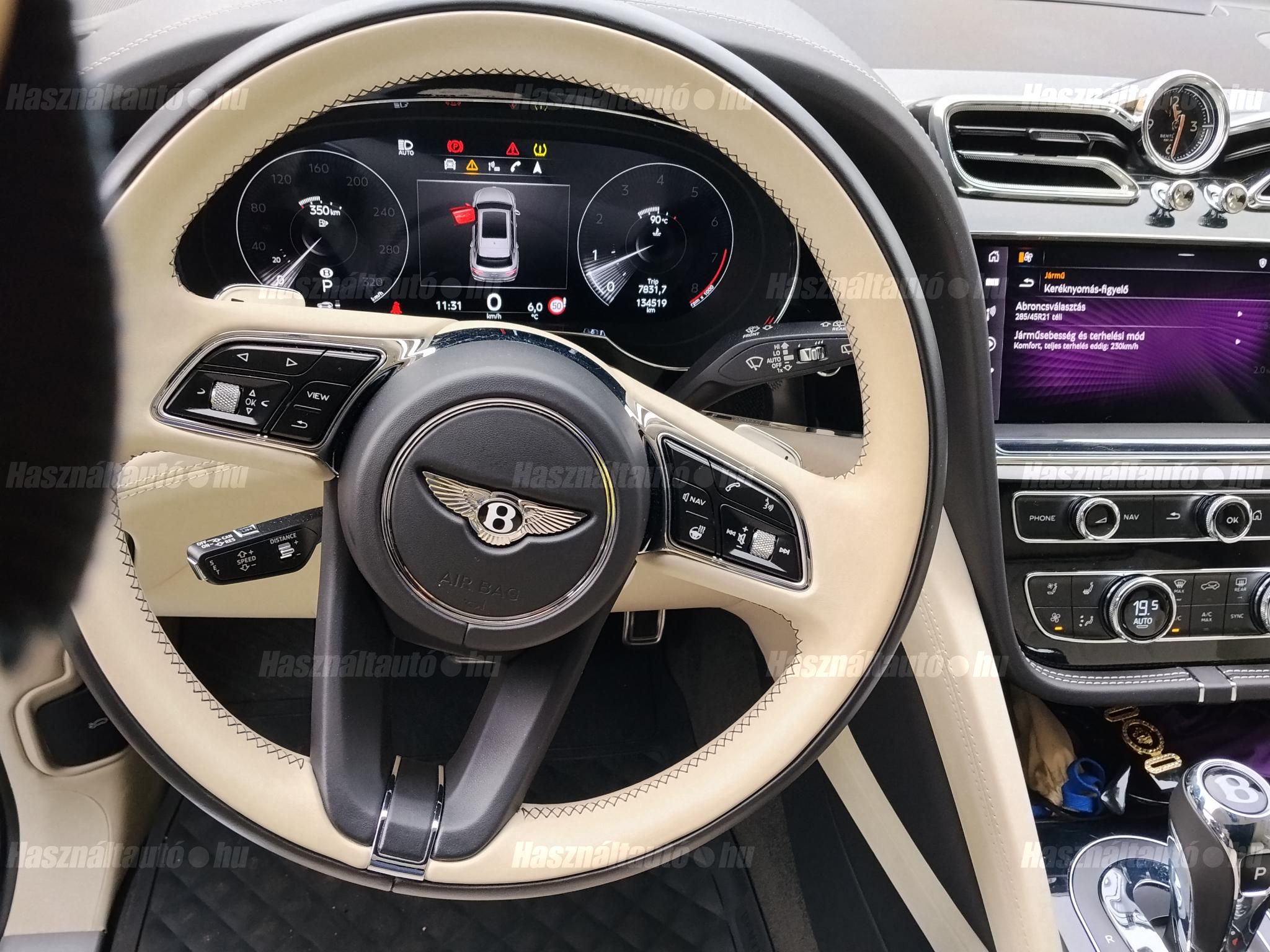 BENTLEY BENTAYGA 2020/5 - 1