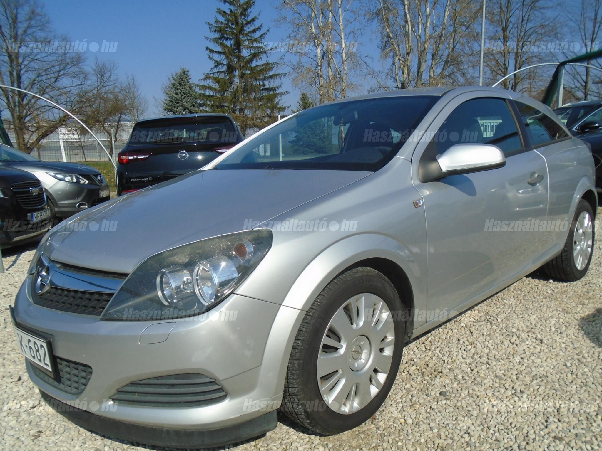 OPEL ASTRA H 2009/7 - 1