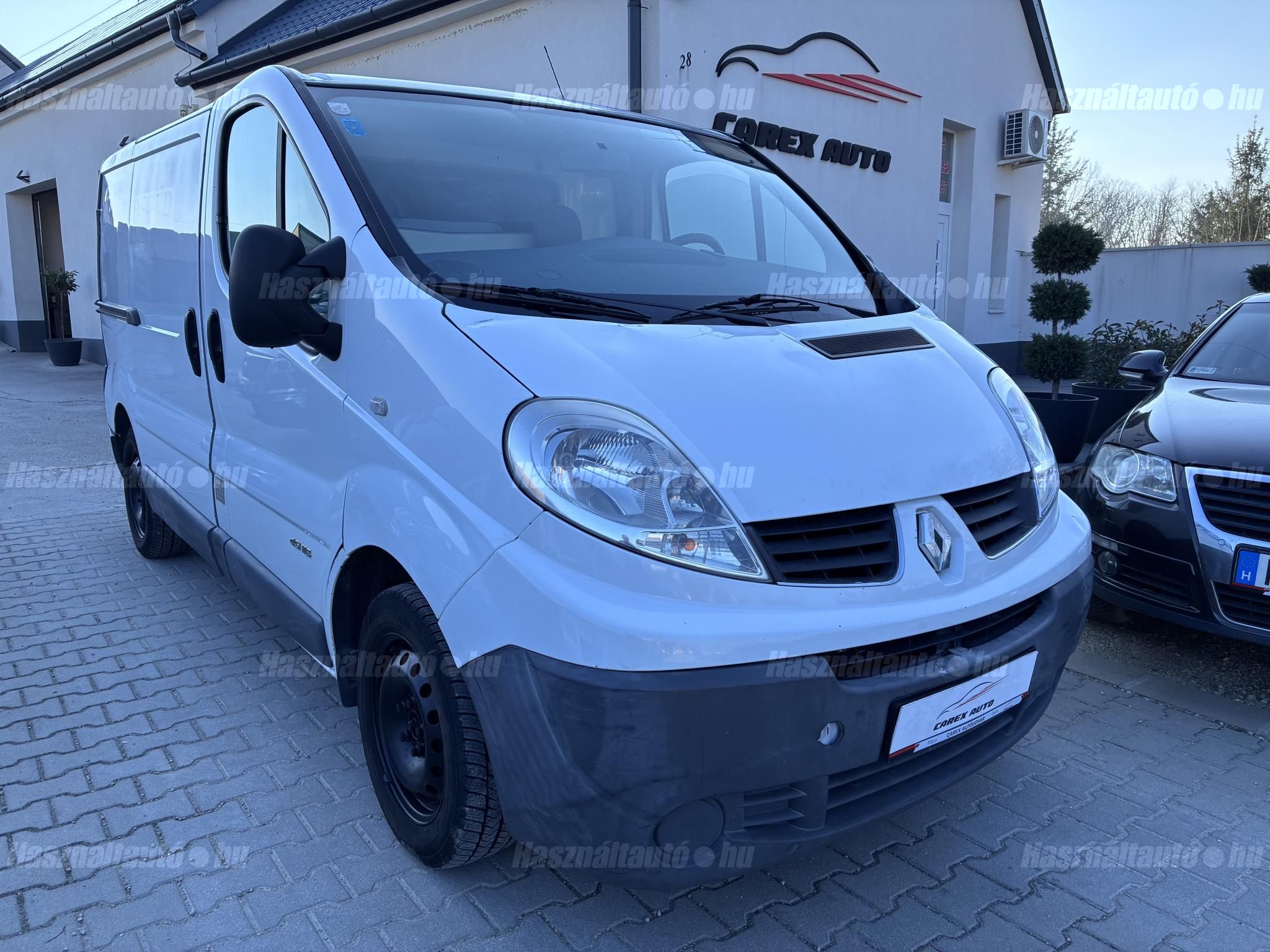 RENAULT TRAFIC 2011/4 - 1