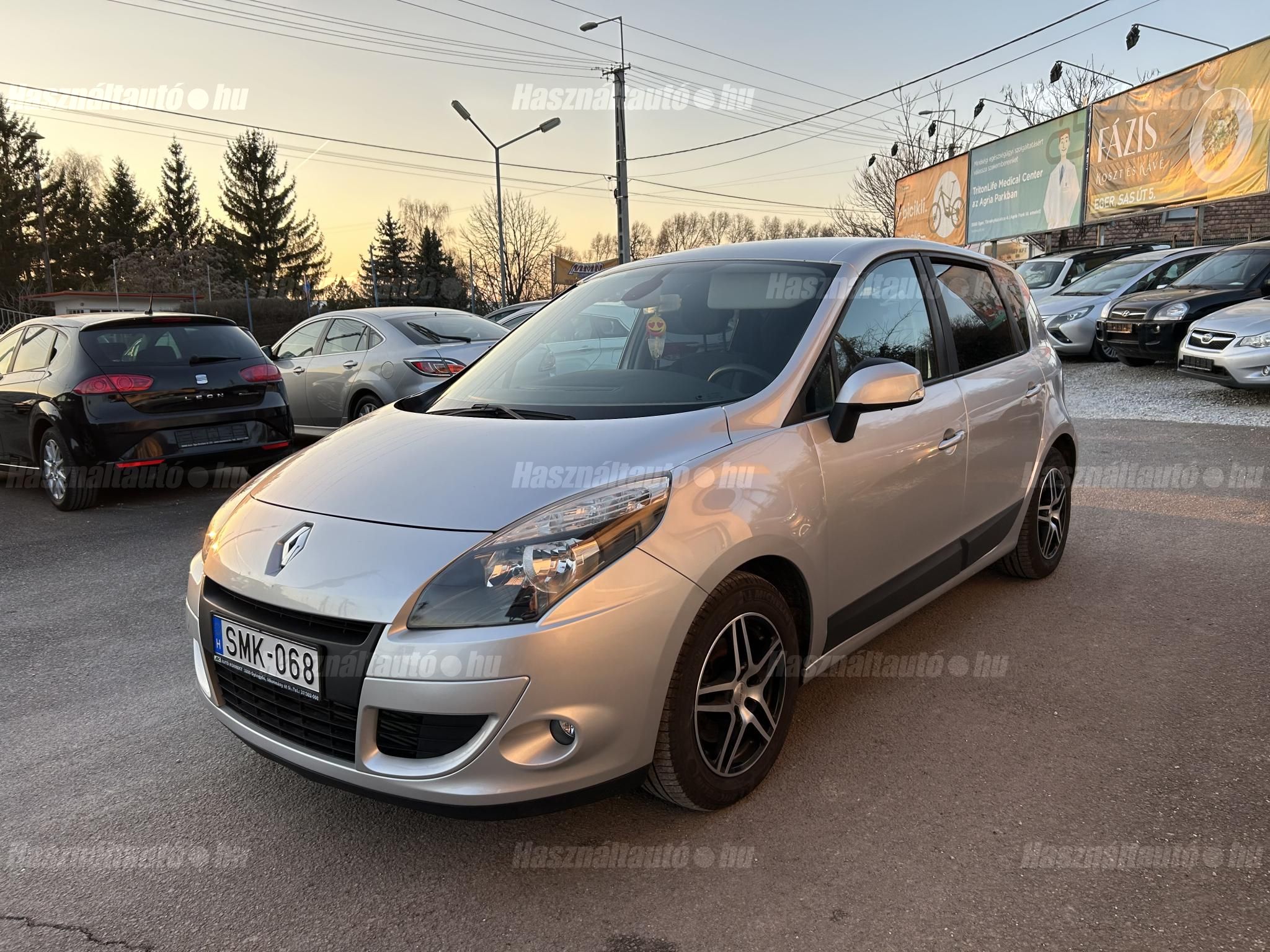 RENAULT SCENIC 2009/11 - 1