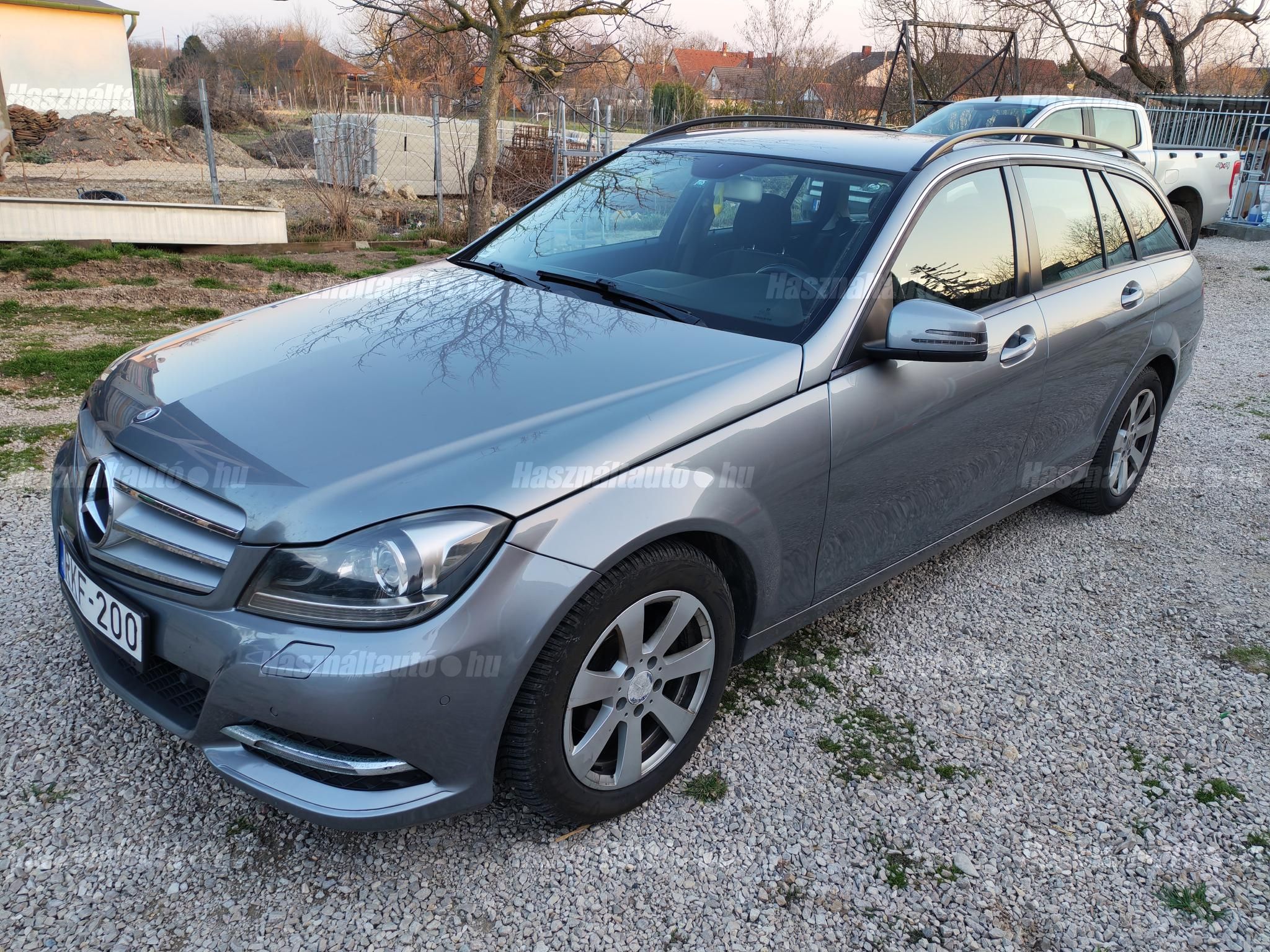 MERCEDES-BENZ C 200 2013/6 - 1