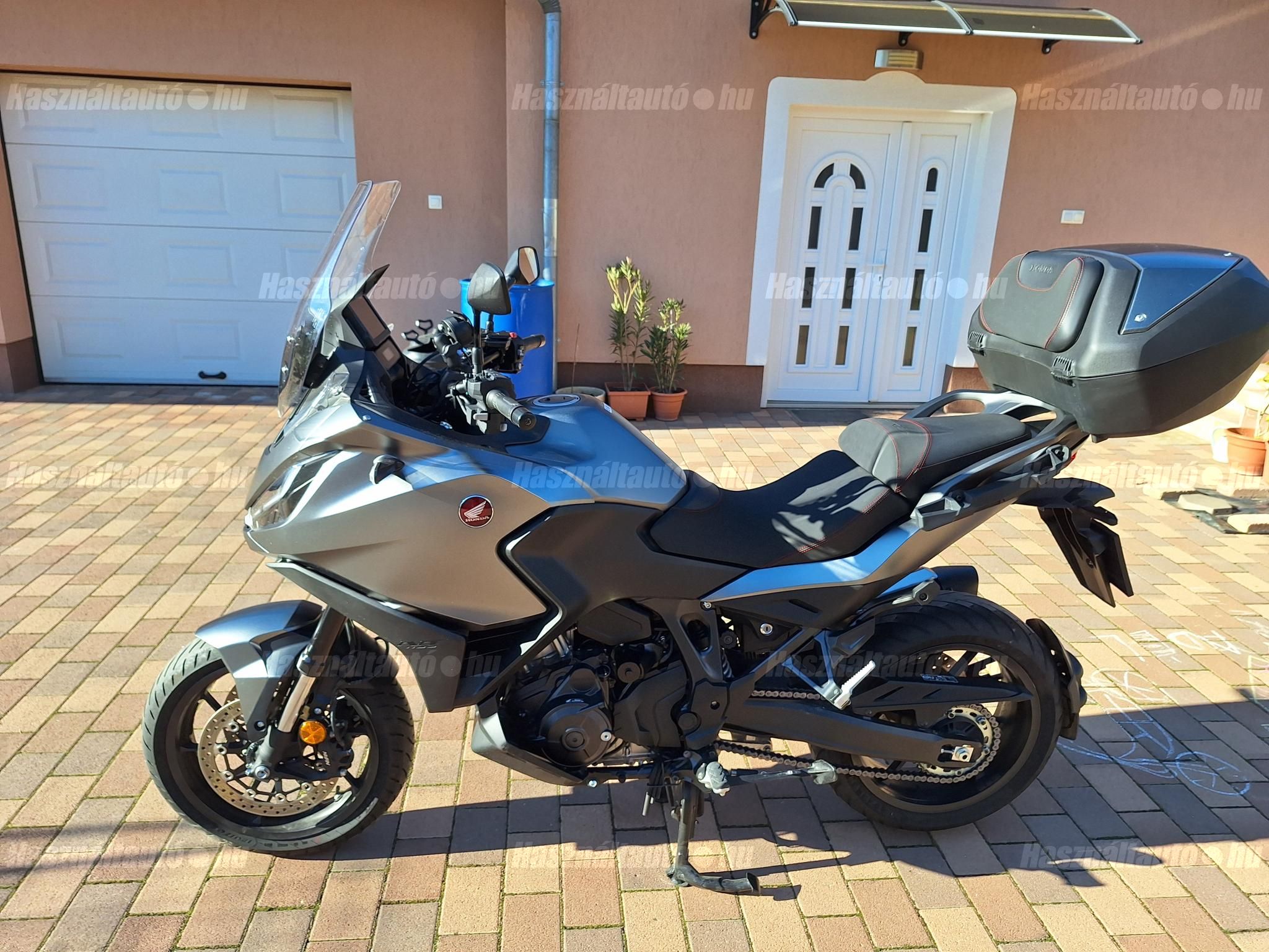 HONDA NT 1100 D 2022 - 1