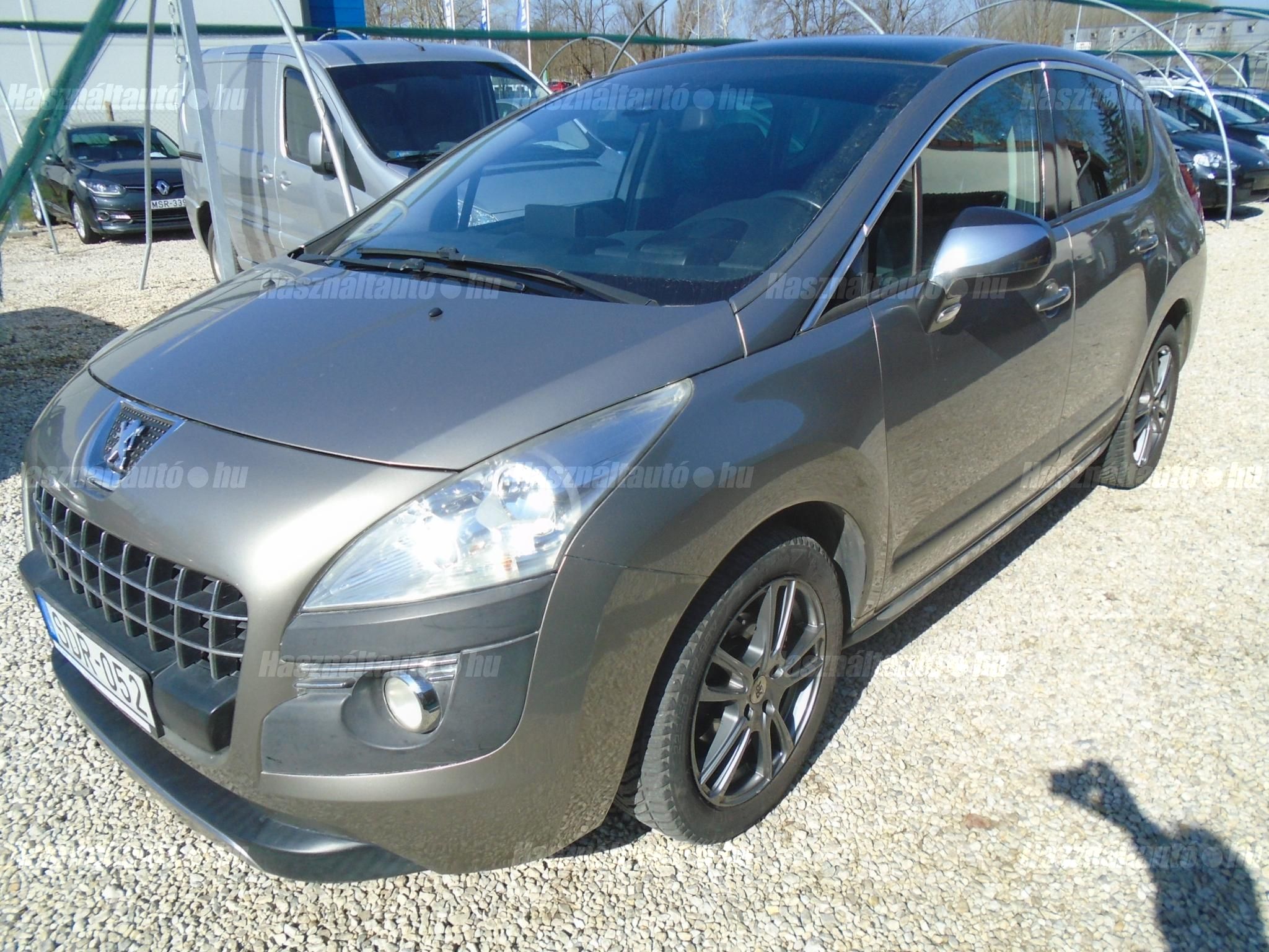 PEUGEOT 3008 2010/1 - 1