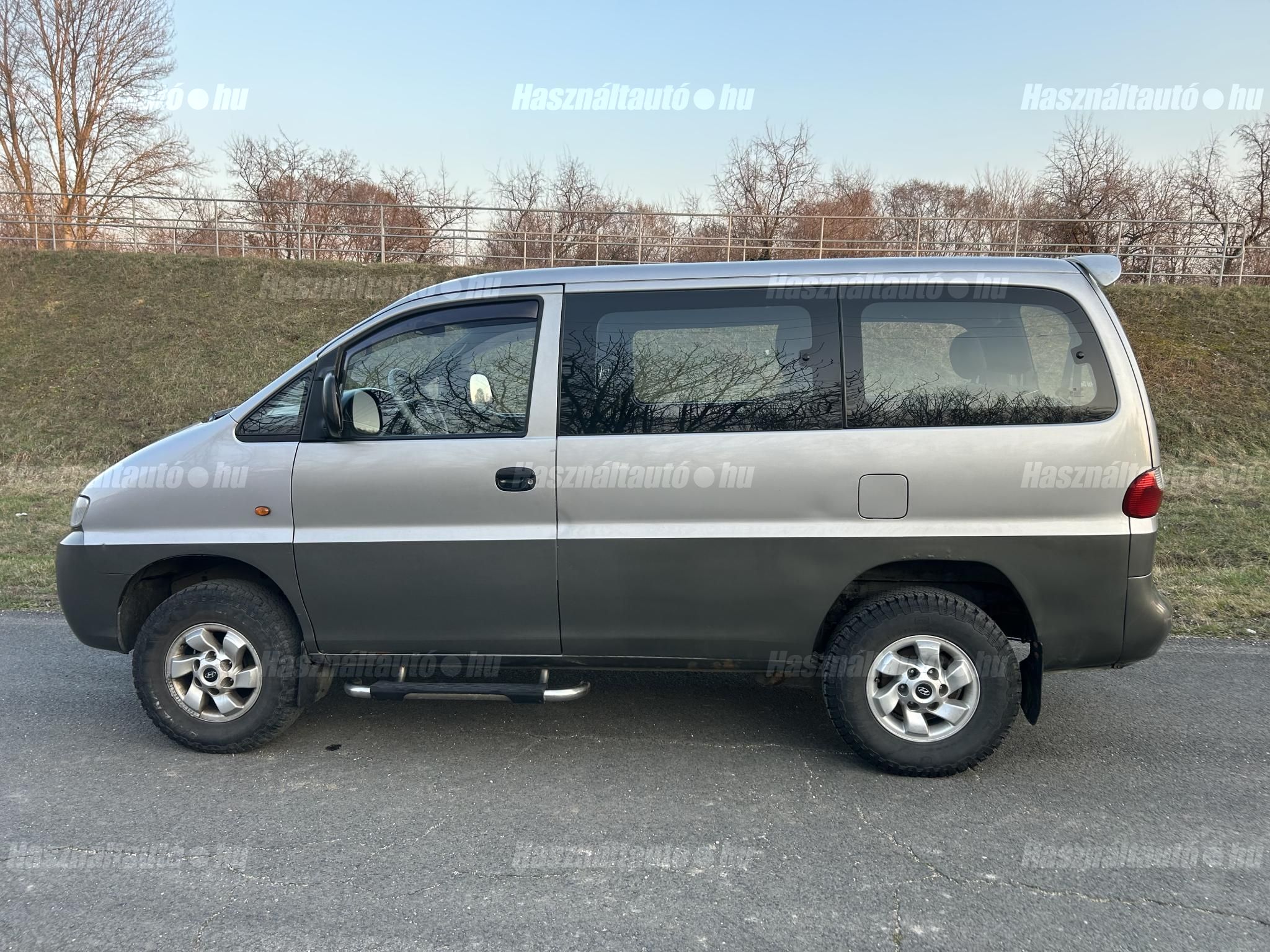 HYUNDAI H-1 STAREX 2003/7 - 1
