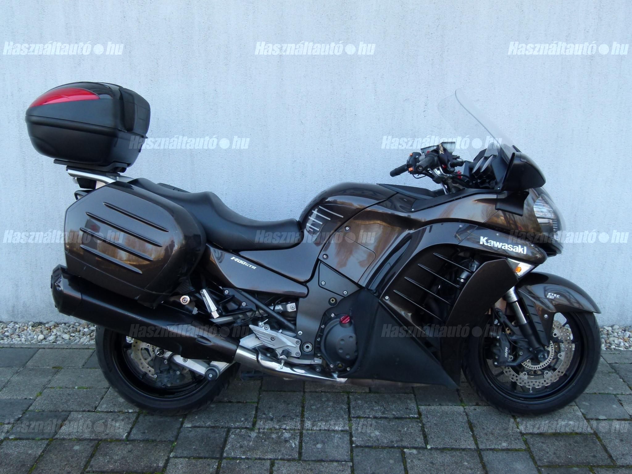KAWASAKI GTR 1400 2010 - 1