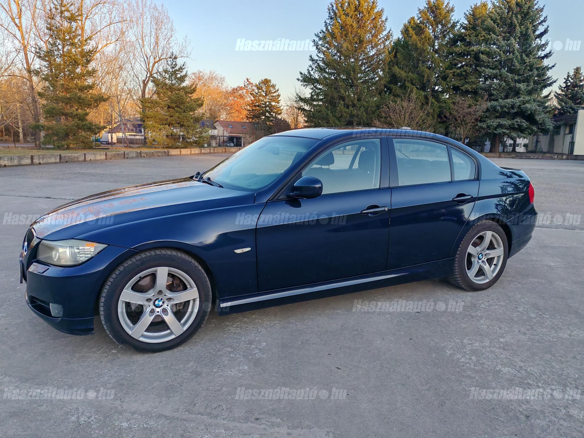 BMW 320 2010/4 - 1