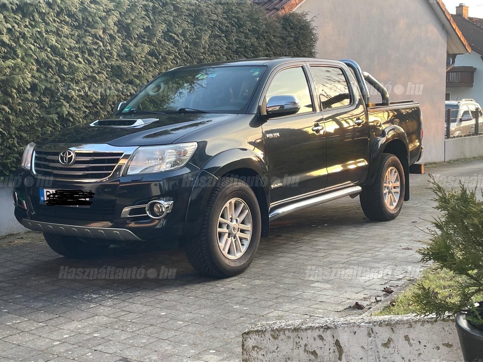 TOYOTA HILUX 2016/1 - 1