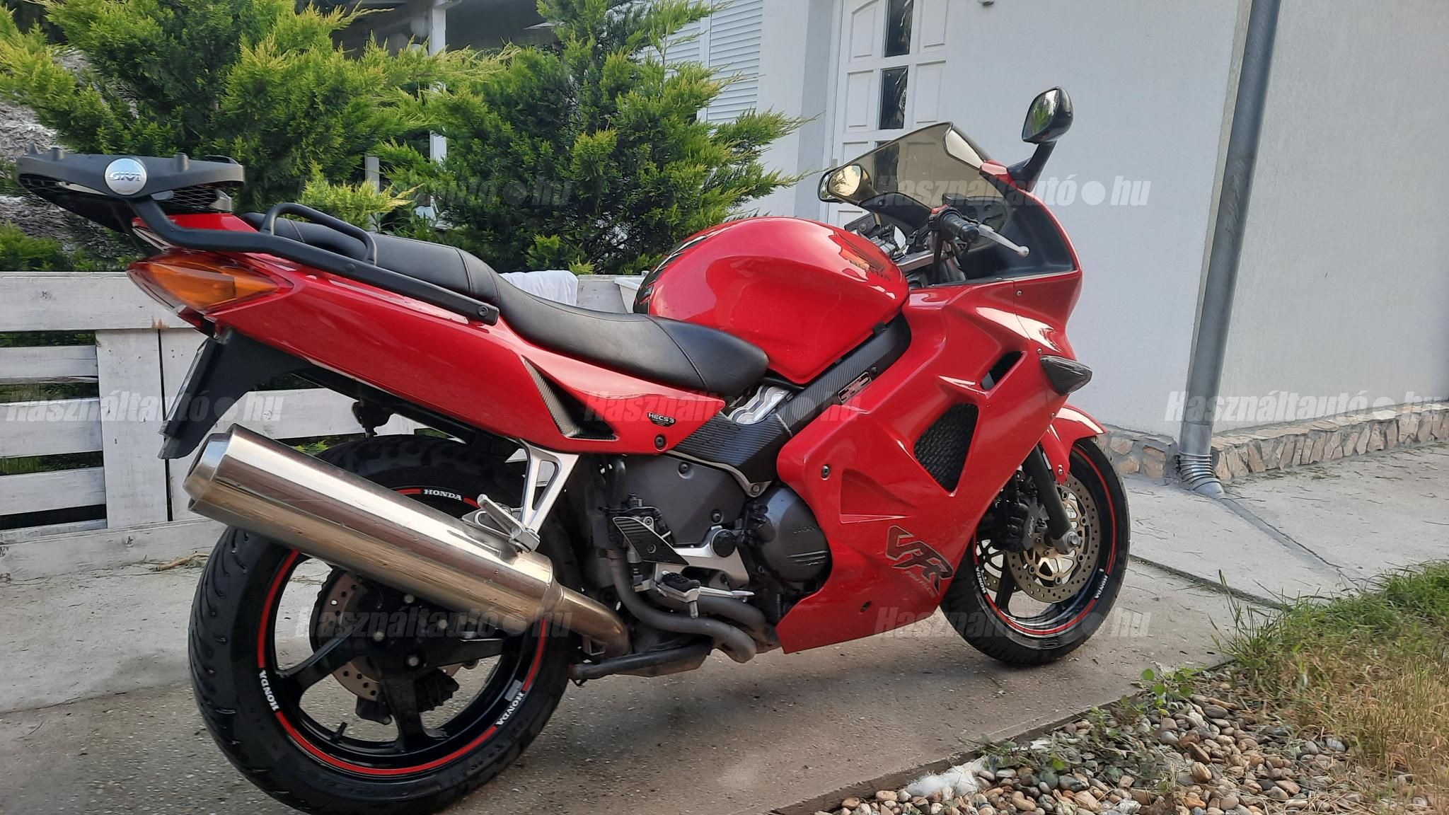 HONDA VFR 800 2000/6 - 1