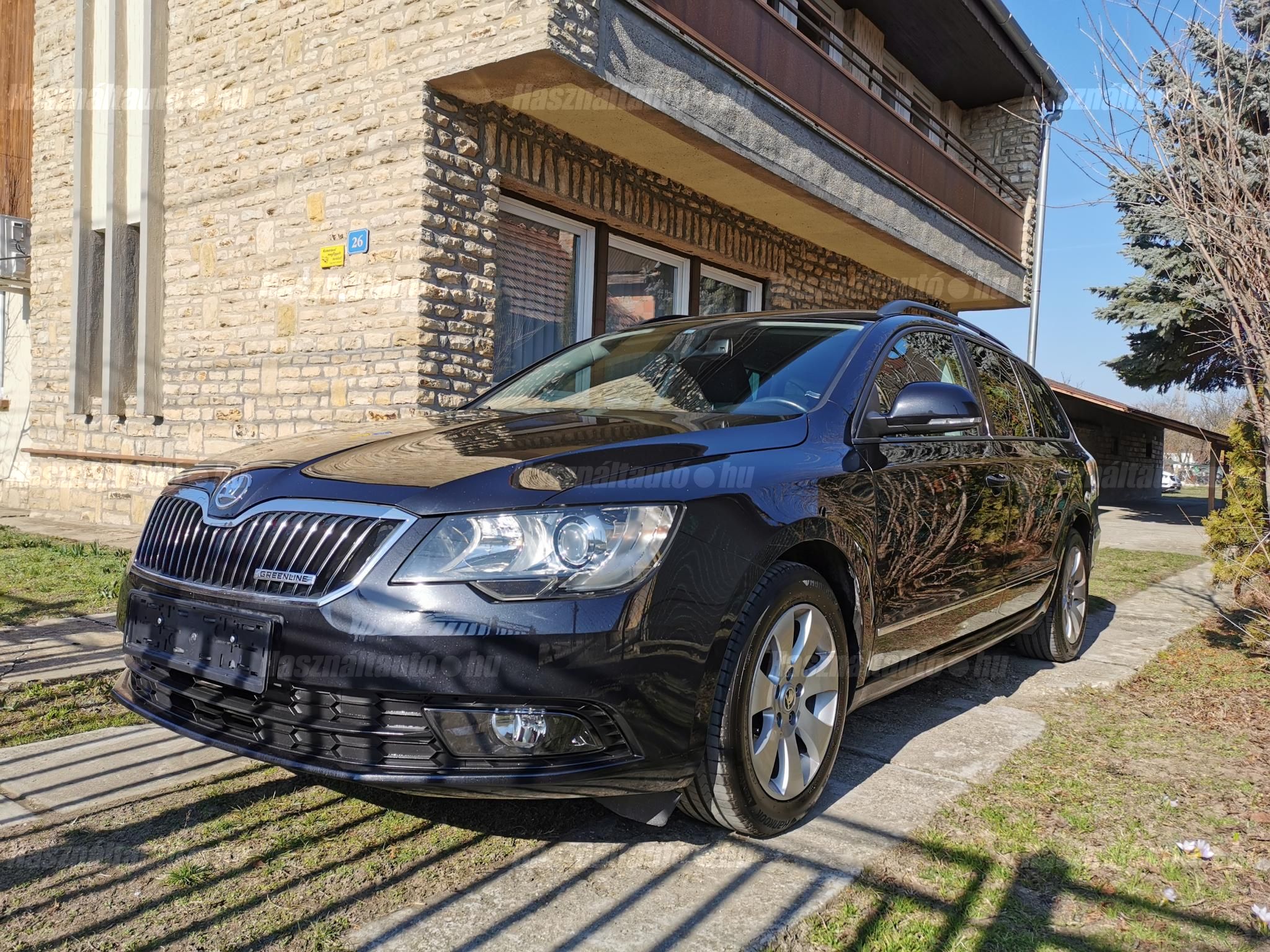 SKODA SUPERB 2014/7 - 1