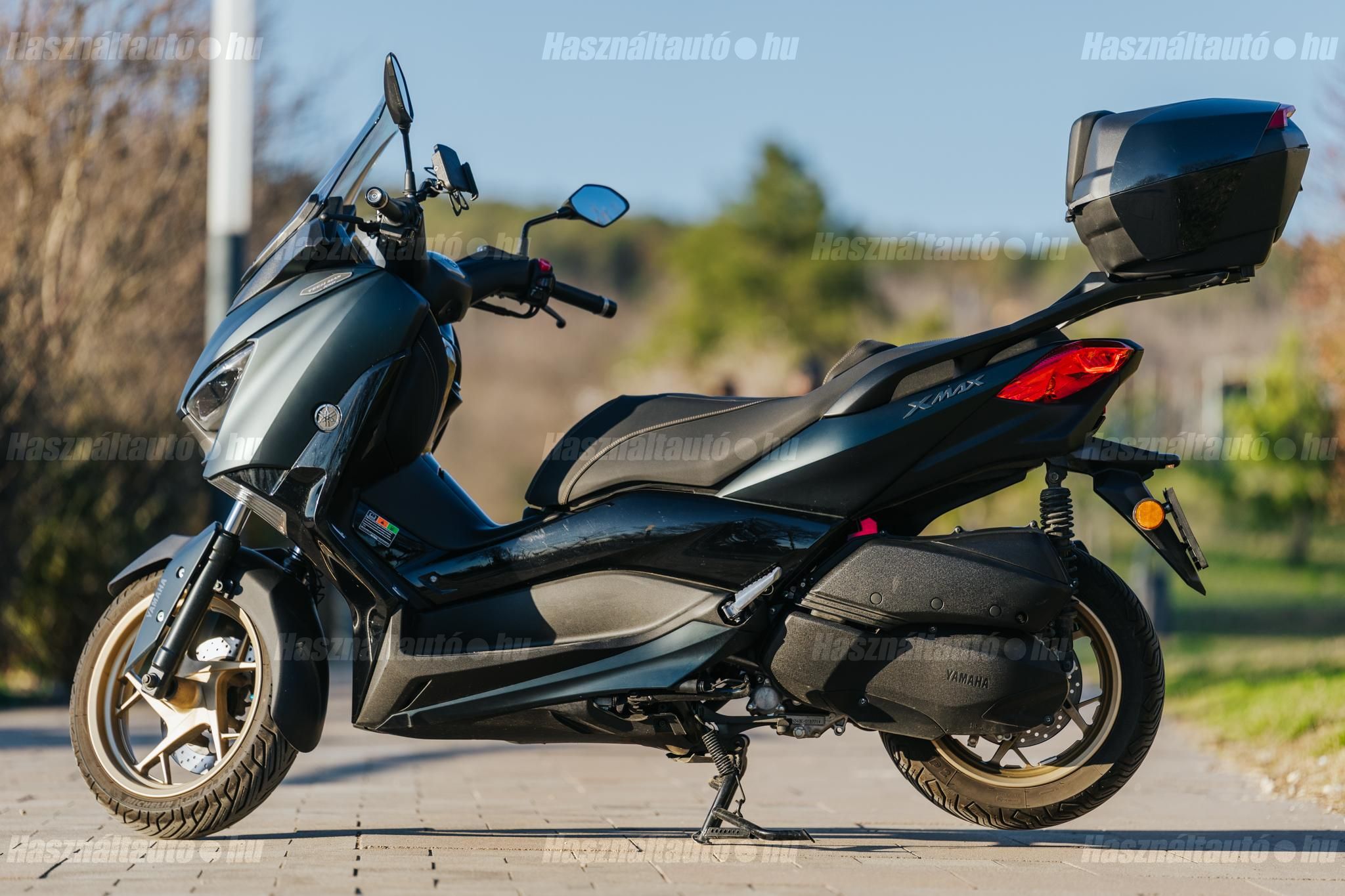 YAMAHA X-MAX 300 2022 - 1
