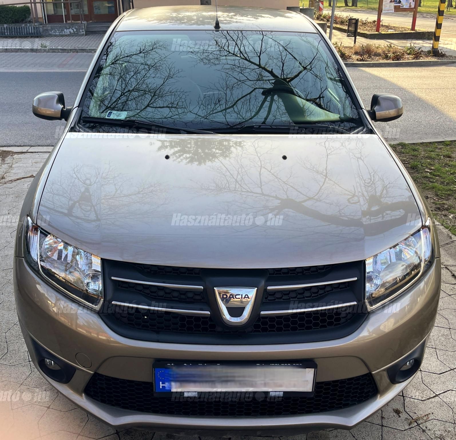 DACIA LOGAN 2013/10 - 1