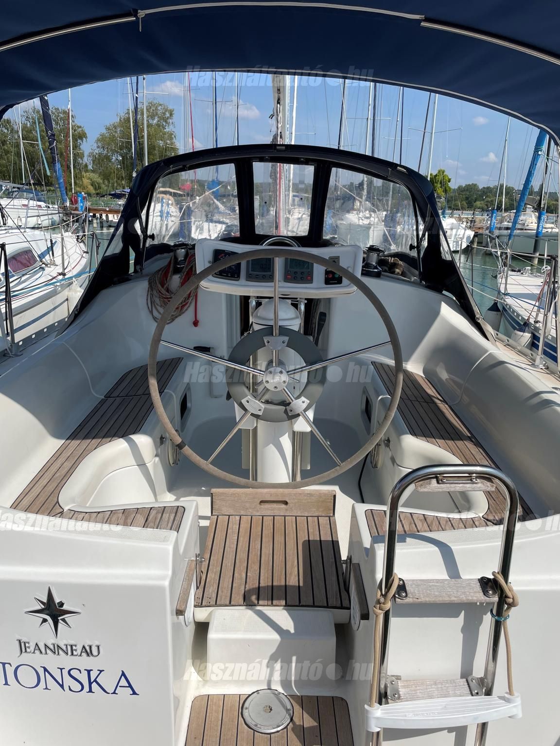 JEANNEAU 2000 - 1