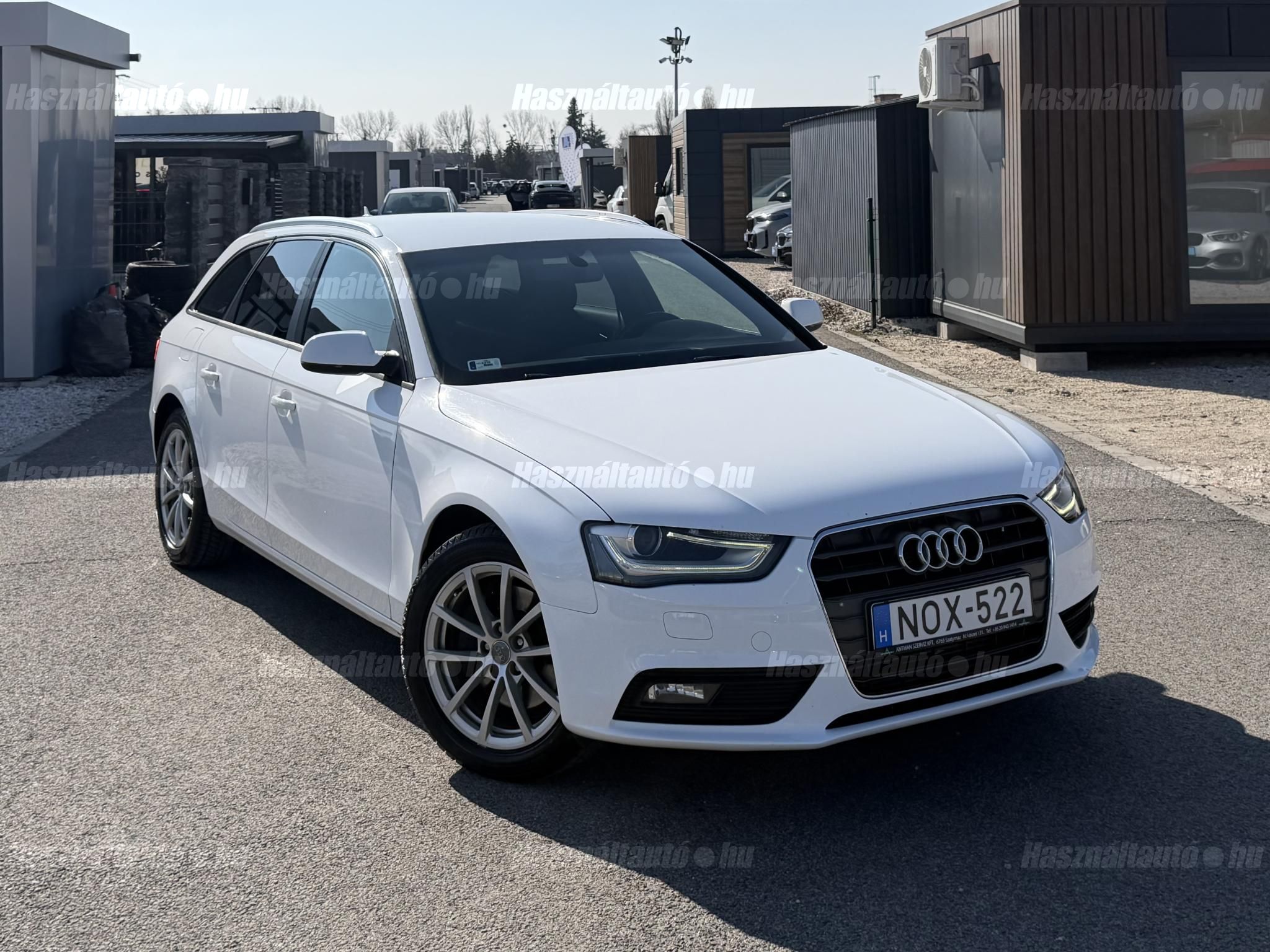 AUDI A4 2012/11 - 1