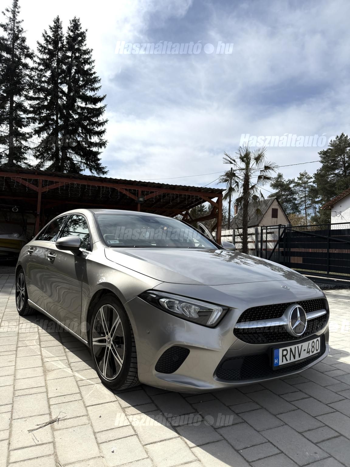 MERCEDES-BENZ A 180 2019/8 - 1