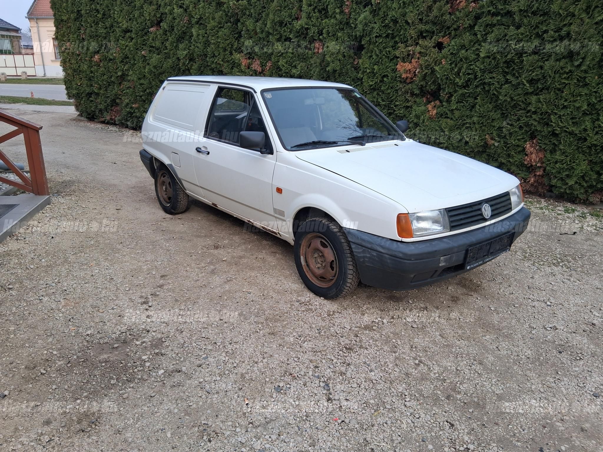 VOLKSWAGEN POLO 1991/9 - 1