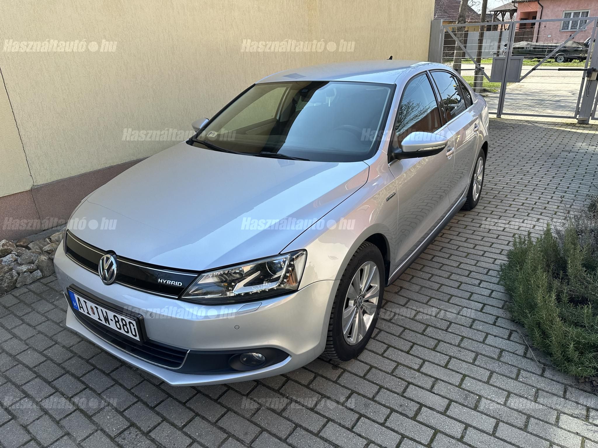 VOLKSWAGEN JETTA VI 2013/12 - 1