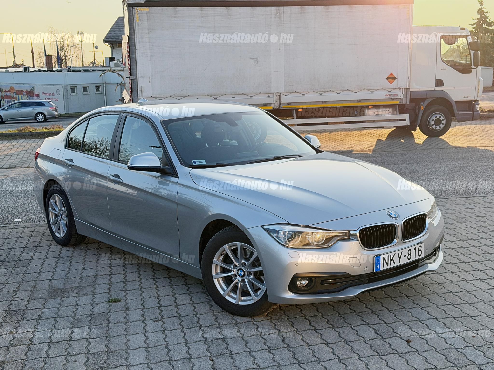 BMW 318 2016/2 - 1