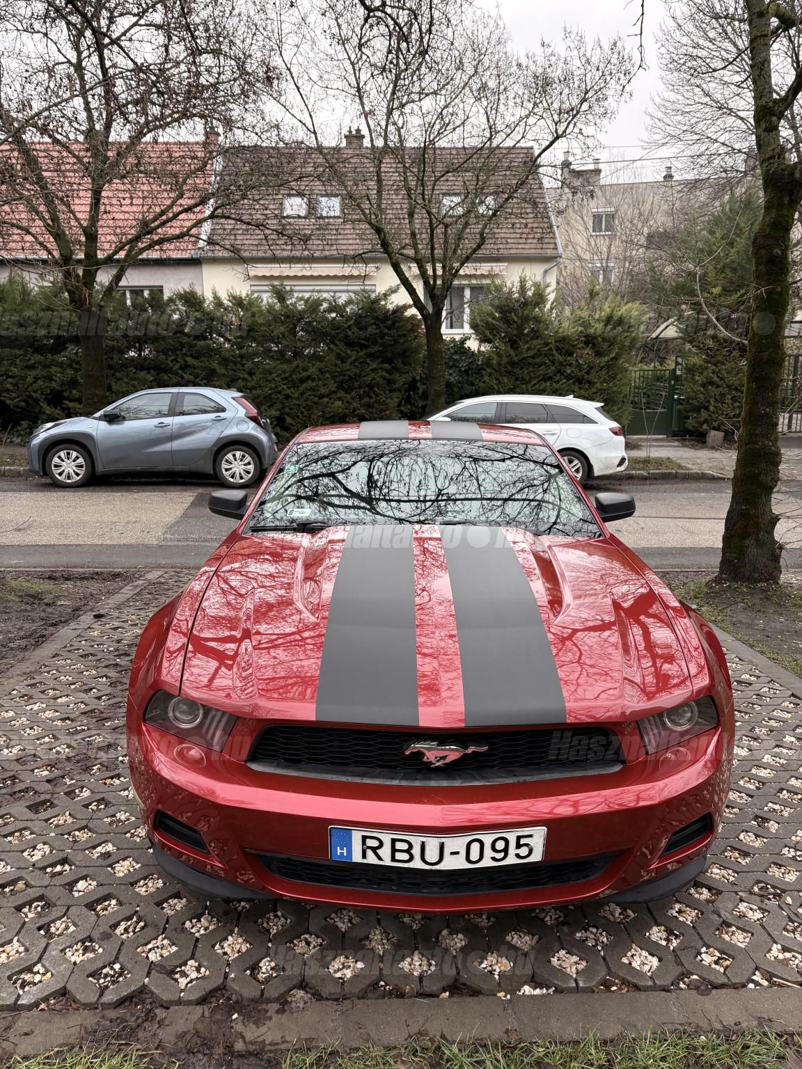 FORD MUSTANG 2011/12 - 1