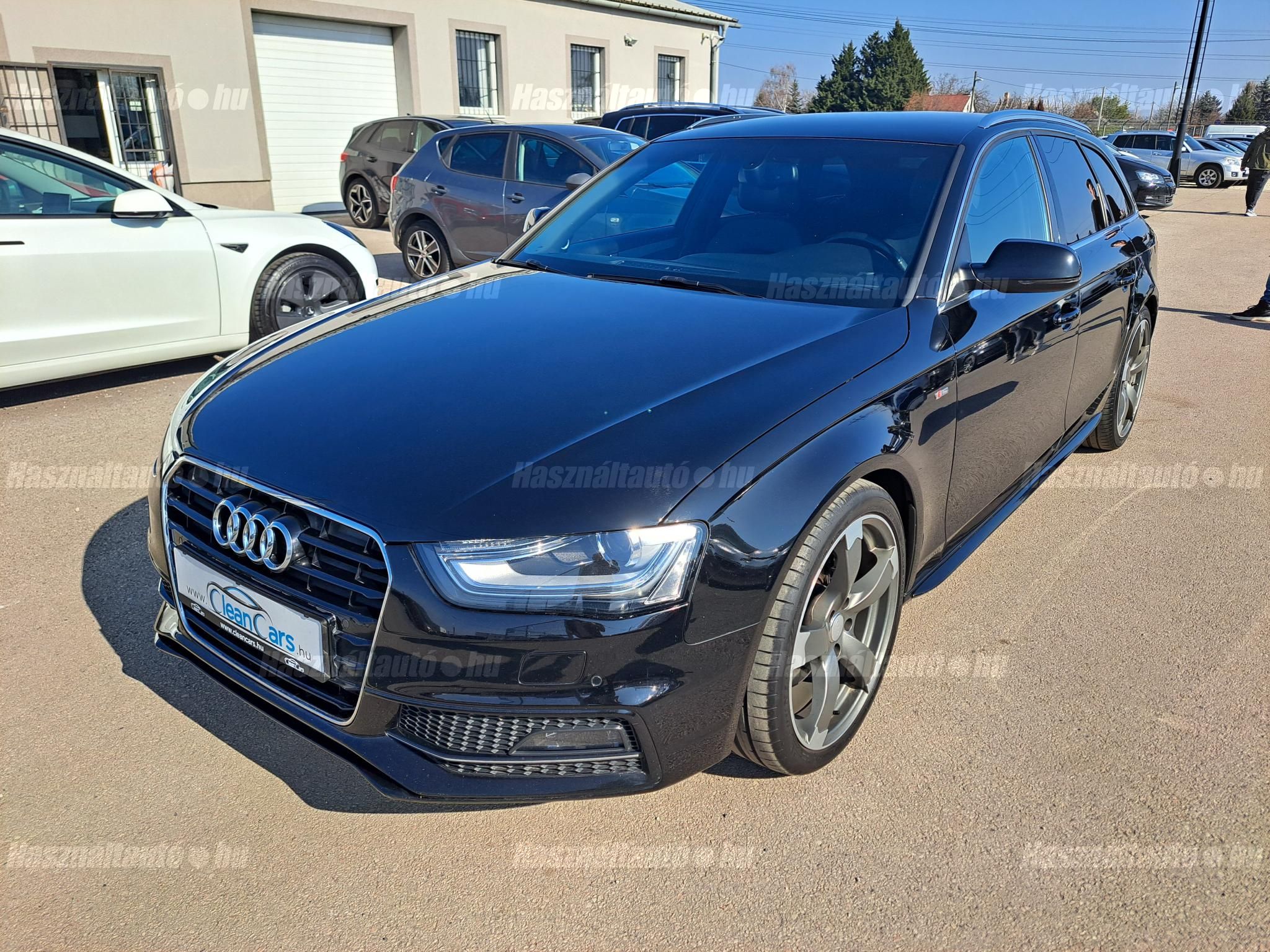 AUDI A4 2013/10 - 1