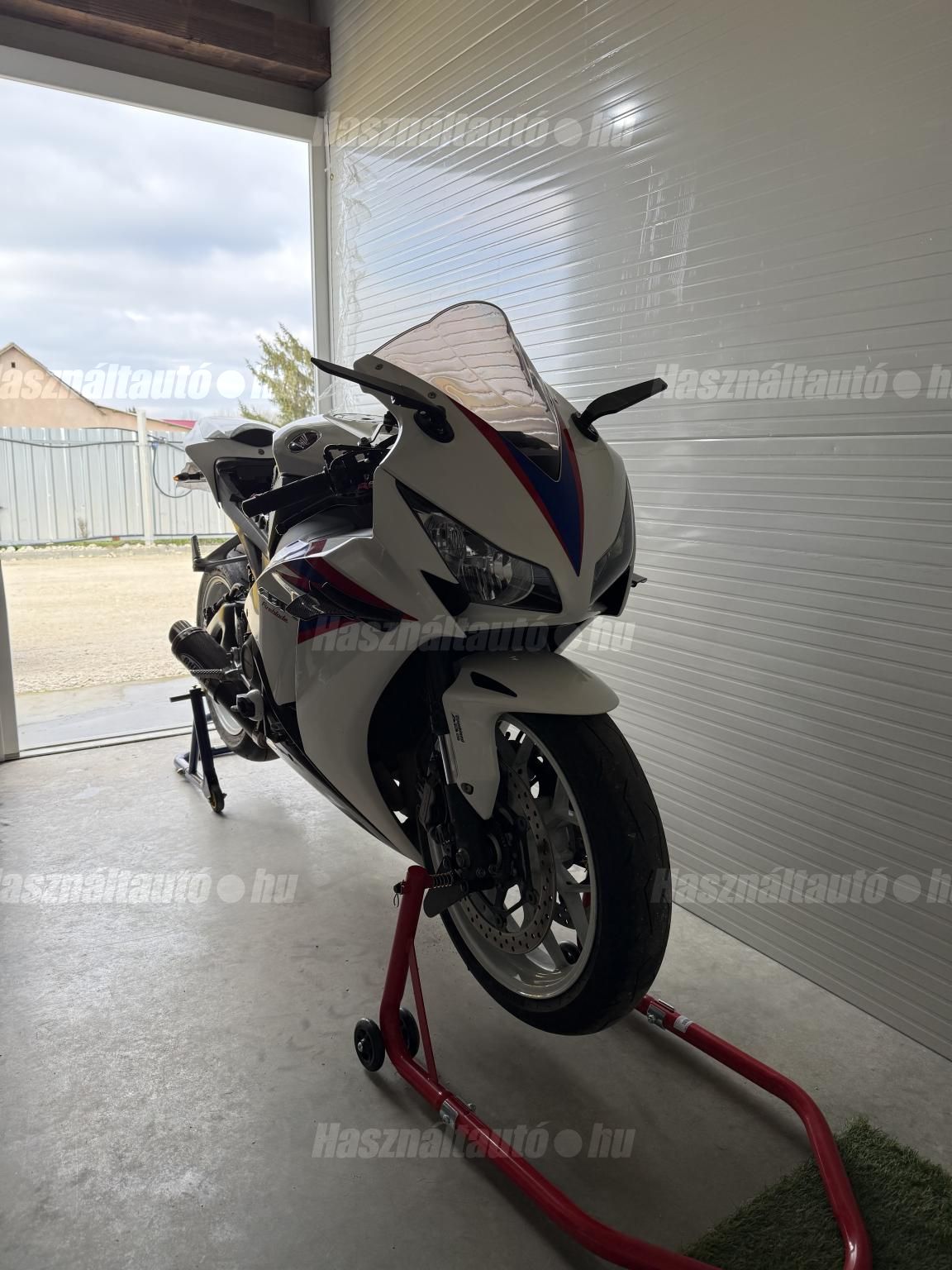 HONDA CBR 1000 RR 2012/6 - 1